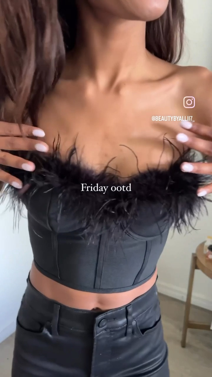 ITS FRIDAY BABYYY 🖤 Revolve OOTD 

#LTKFind #LTKunder100 #LTKstyletip