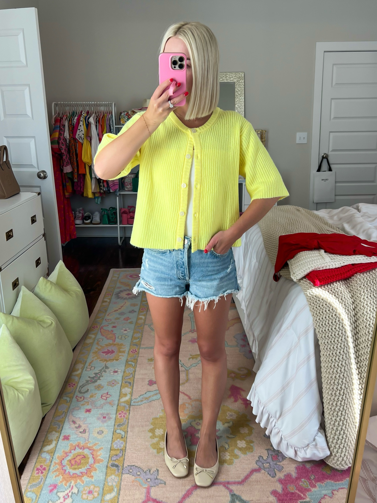 VIRAL Unreal short sleeve cardigan BACK IN STOCK
size: XS (size up for looser fit) 

#LTKFindsUnder50 #LTKStyleTip #LTKSaleAlert