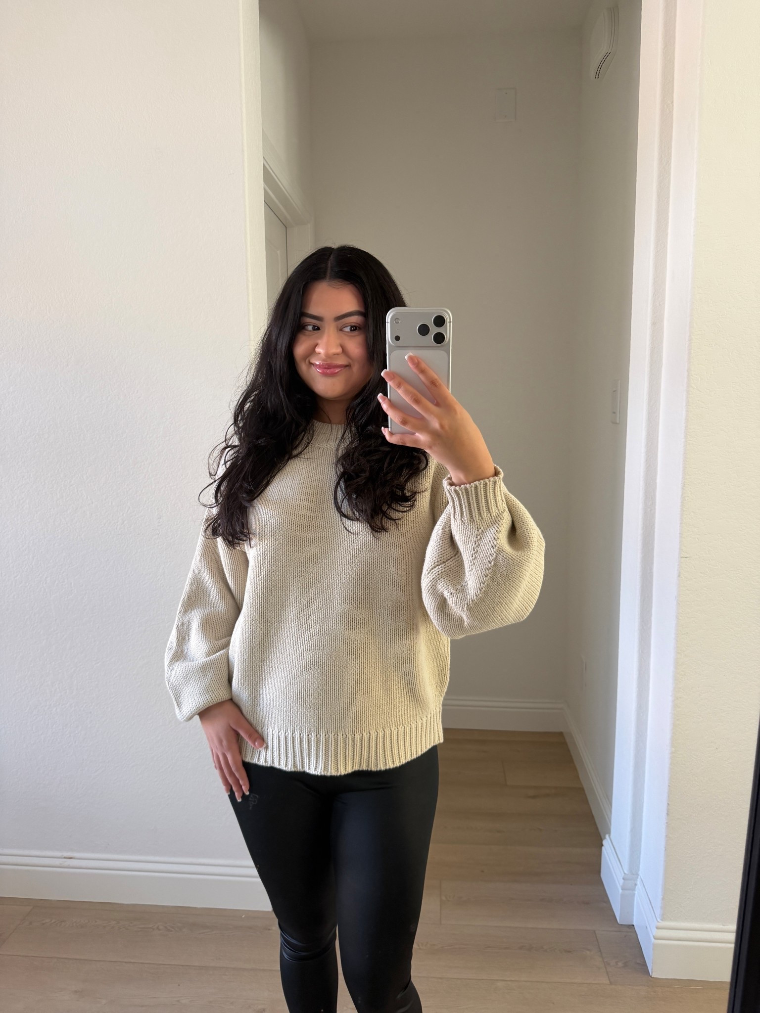Winter Outfit, Sweater, Holiday Outfit ❤️

#princesspolly #target #winteroutfit #sweater #winterfashion #holidayoutfit

#LTKootd #LTKGiftGuide #LTKHoliday