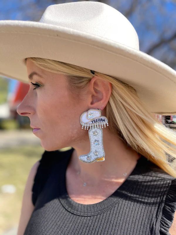 Rodeo Queen Earrings | Pink Creek