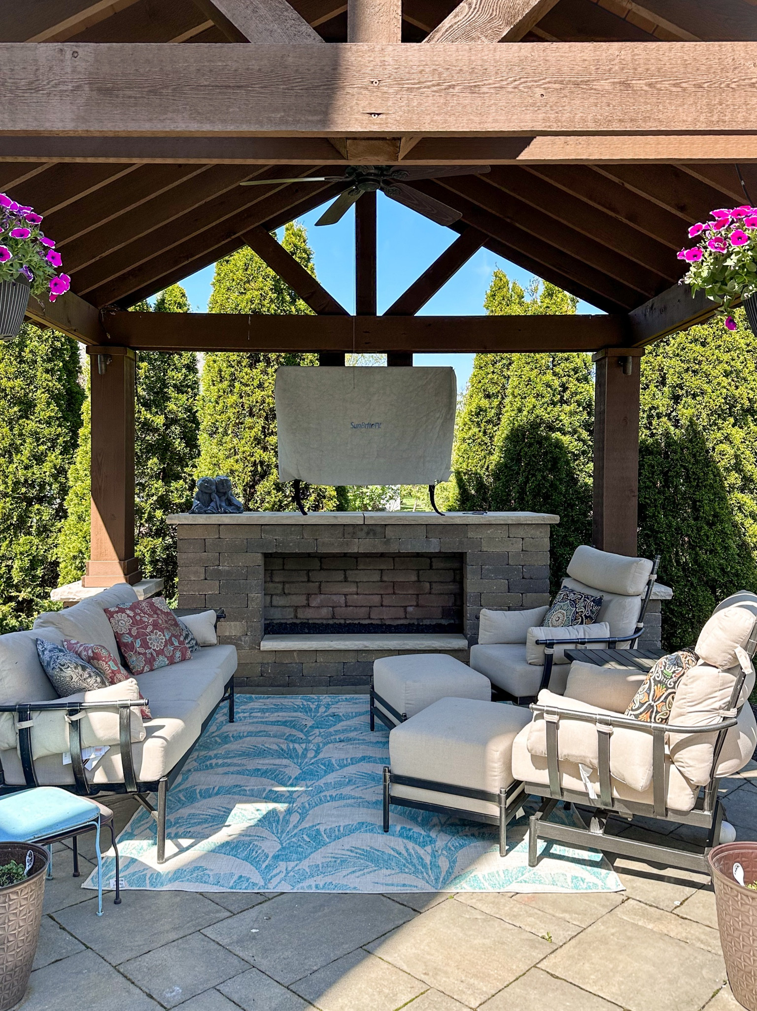 It’s time to get those patios setup and ready to enjoy! Shop all kinds of patio furniture, outdoor rugs, pots, pillows and accessories here! These would make for great Mother’s Day gifts

#LTKhome #LTKGiftGuide #LTKsalealert