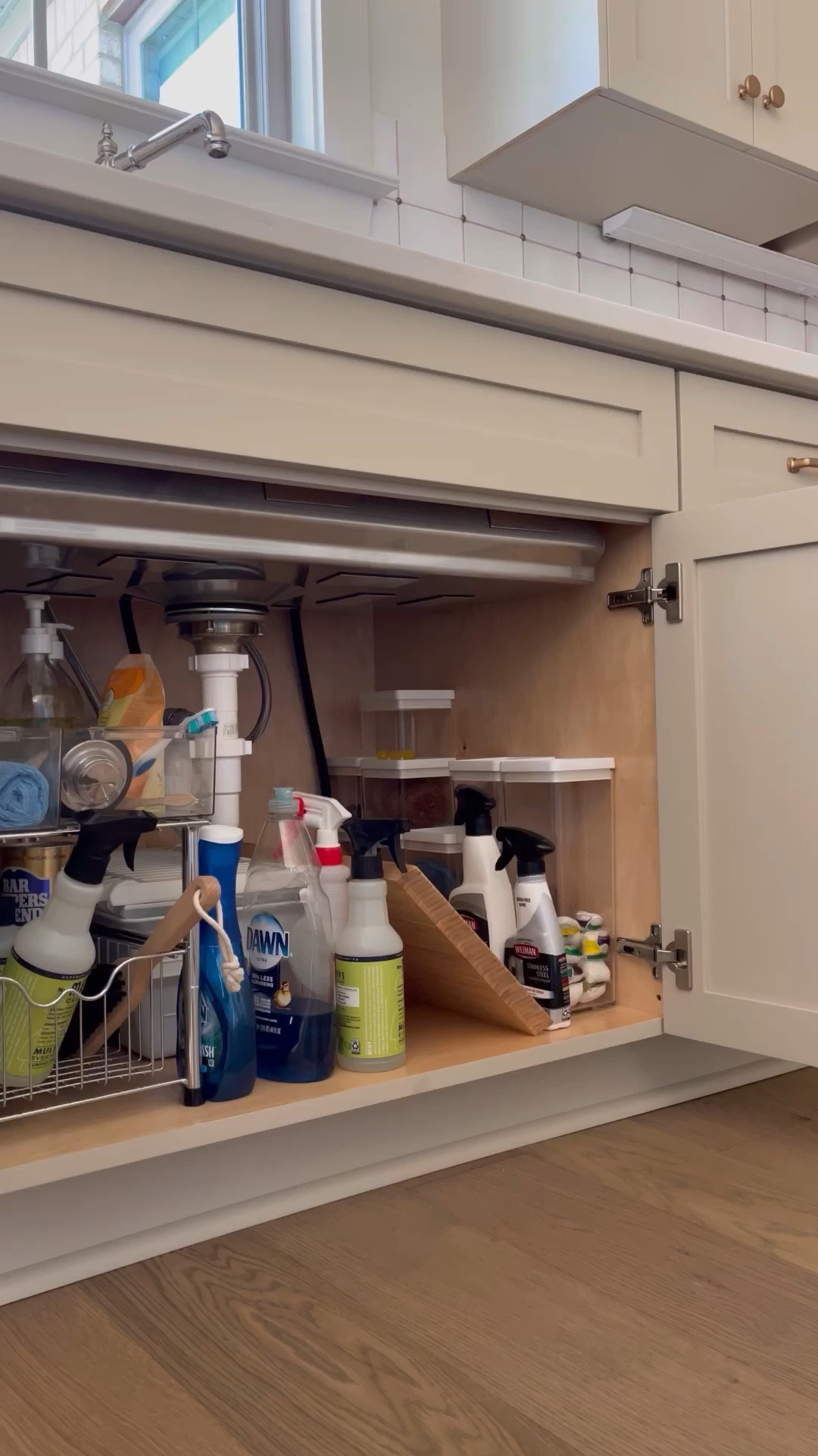 If you’re still on the organizing train for the year here are a few of my favorite ways to organize in your kitchen! 

Kitchen organizers / organizing bins / target organizers/ target organization / Amazon organization / under the sink organizers / kitchen drawer organizers 

#LTKVideo #LTKhome #LTKMostLoved