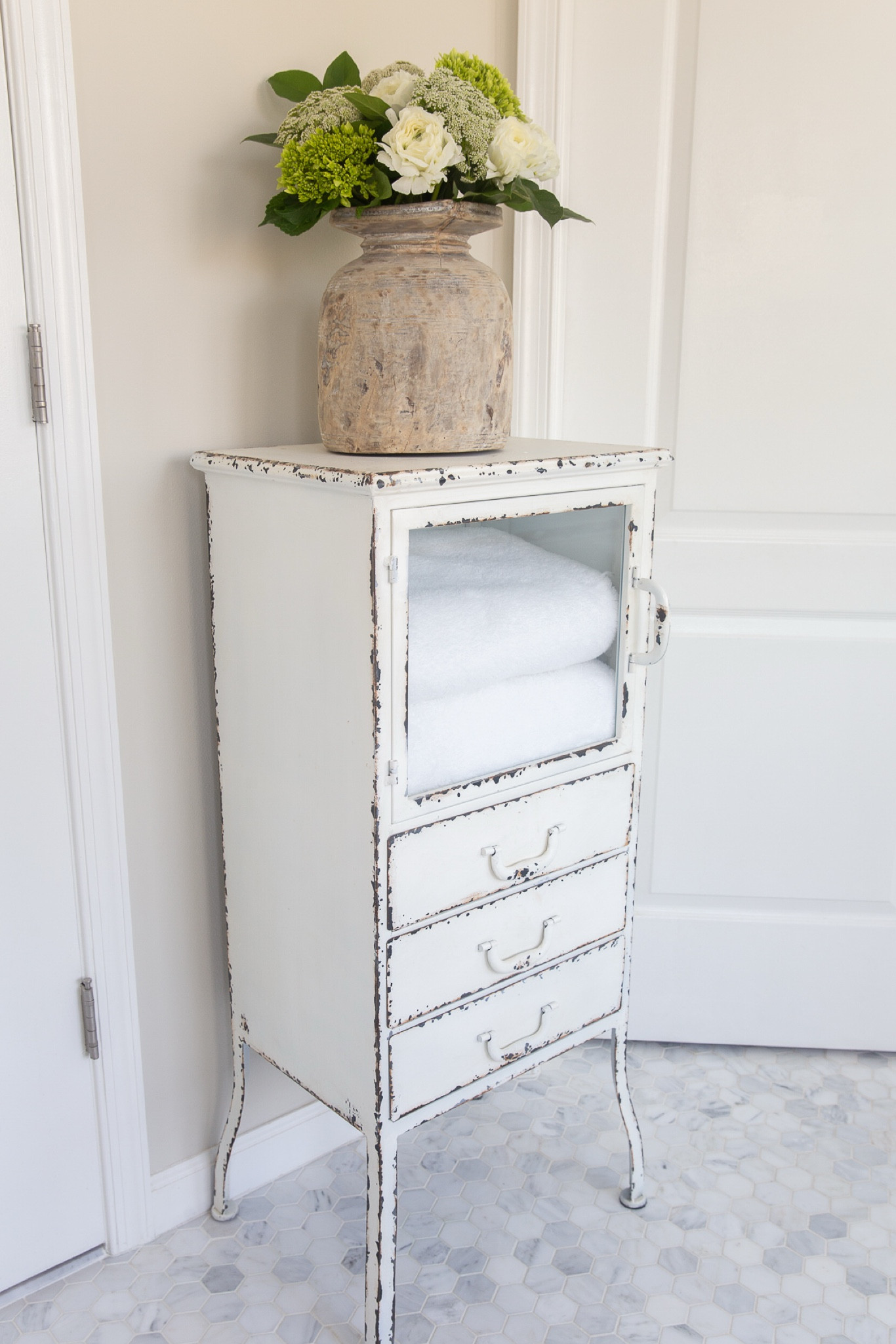 Looking to declutter your home this year? Be sure to consider the clever storage solutions that the right furniture pieces can provide. These little added bonuses, when utilized throughout your home, can add quite a bit of additional space.

#ad #Wayfair @wayfair

#LTKStyleTip #LTKSeasonal #LTKHome