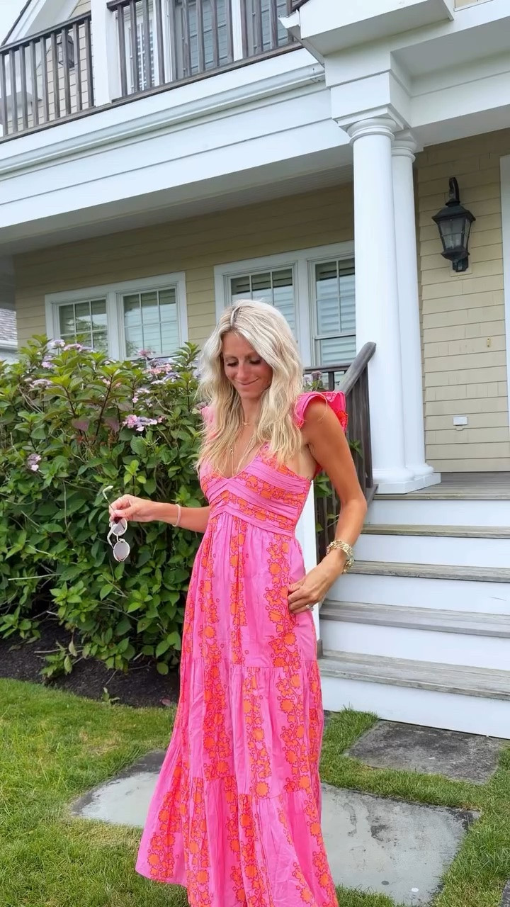 Like and comment SUMMER 🍉⛱️ for all the details! 
My favorite dress of the summer

#LTKPetite #LTKootd #LTKgrwm