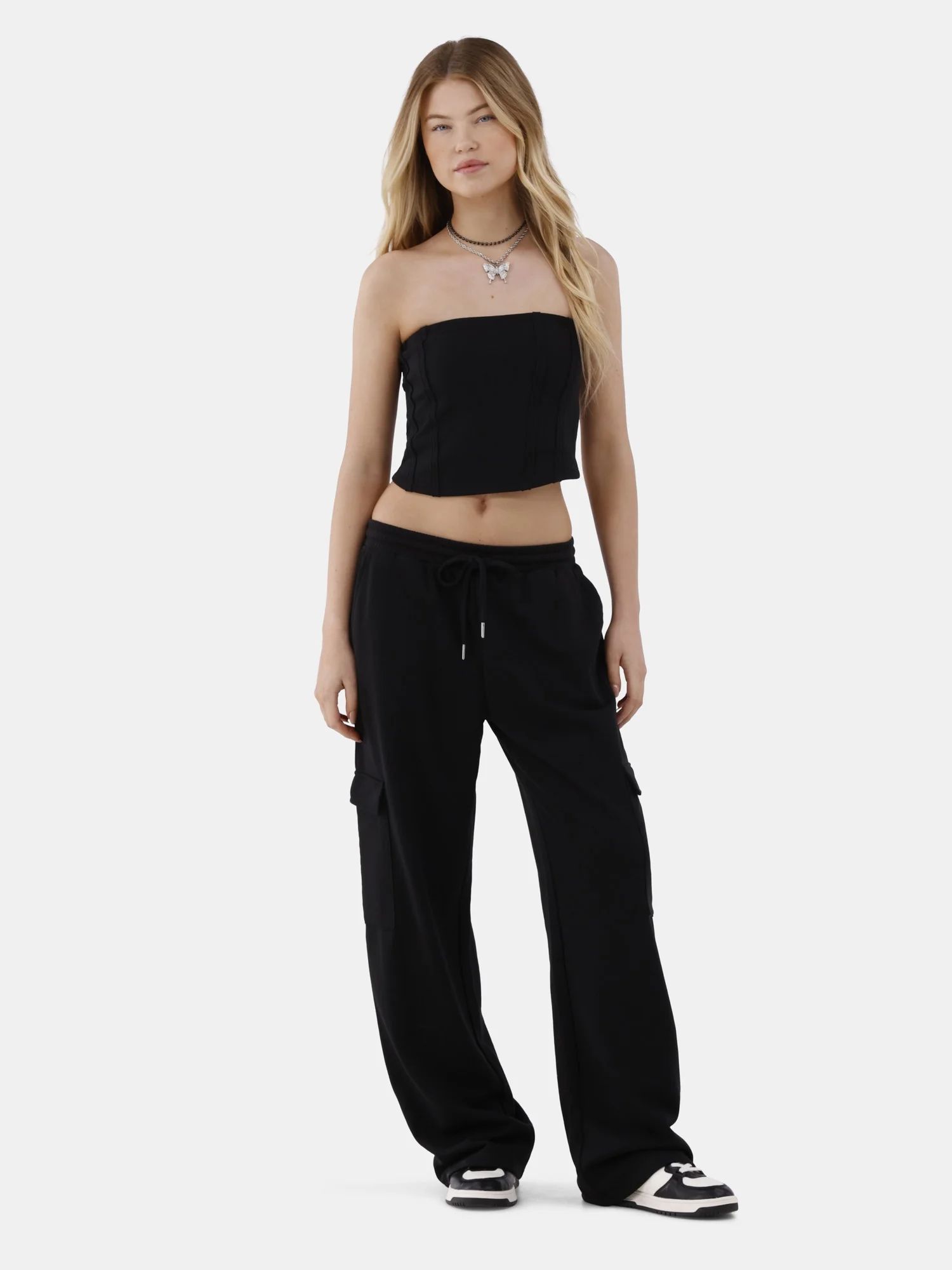 No Boundaries Tube Top and Sweatpants Set, 2 Piece, Women’s and Women's Plus | Walmart (US)