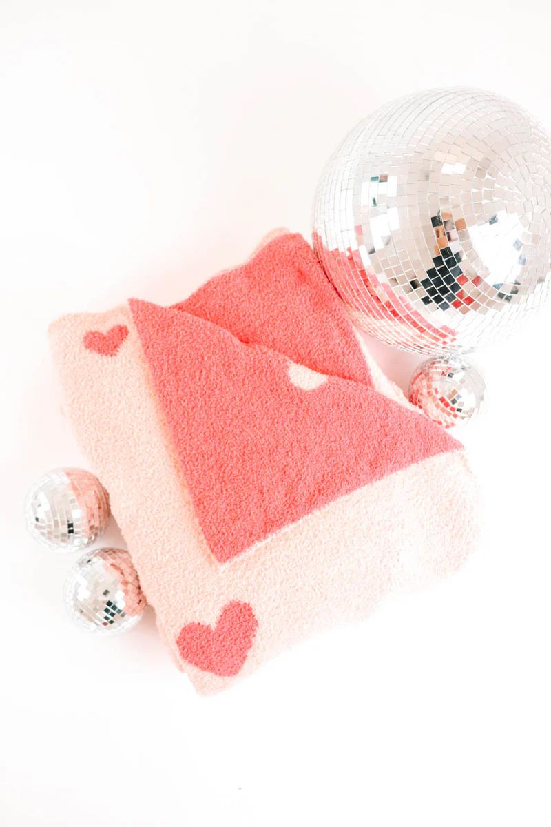 Z Supply Heart Plush Blanket - Pink Cherry | The Impeccable Pig