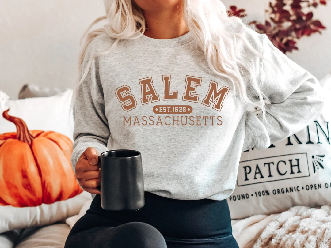 Salem Massachusetts Sweater Hocus Pocus Sweater Salem Sweater - Etsy | Etsy (US)