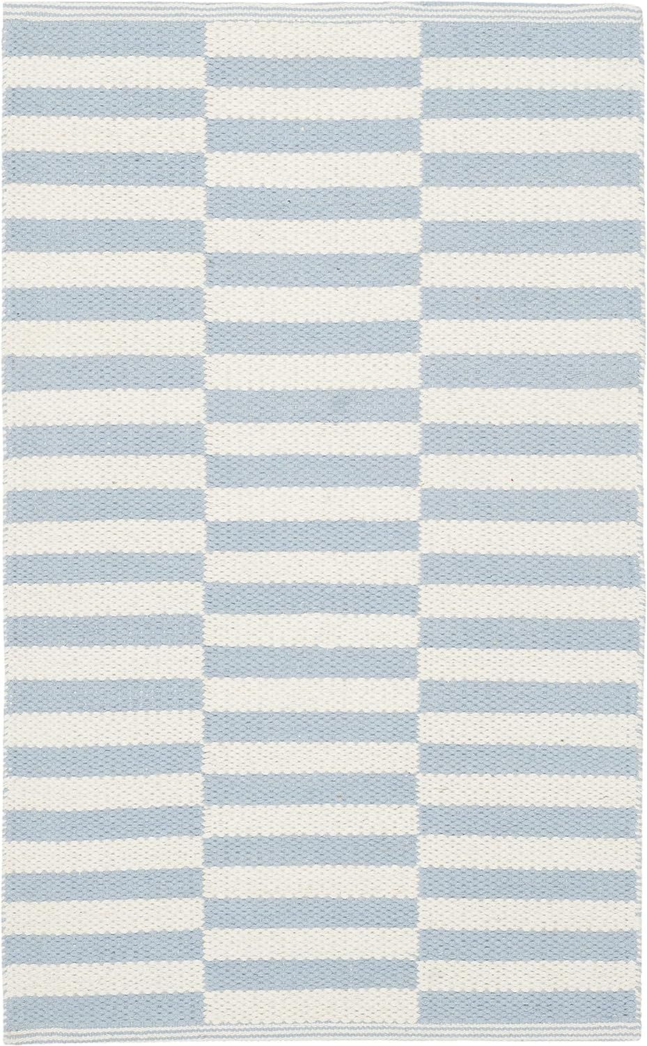 SAFAVIEH Montauk Collection 2'3" x 3'9" Ivory / Light Blue MTK715B Handmade Stripe Cotton Accent ... | Amazon (US)