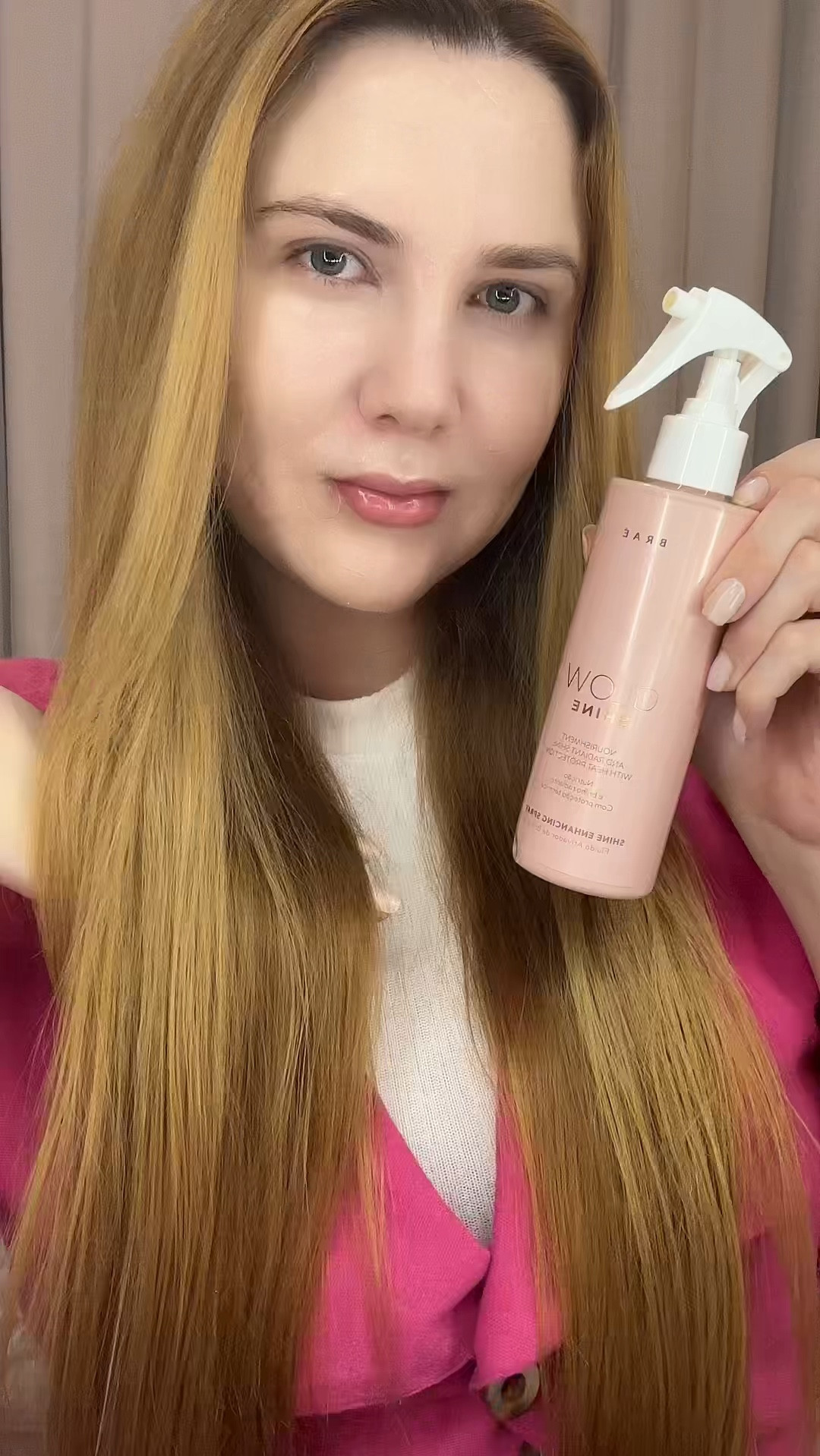 Finalização de sempre no meu cabelo: deixo o cabelo secar praticamente sozinho, passo spray glow shine da Braé e seco com o secador. 


#cabelo #hairtips #brae #glowshine 

#LTKVideo #LTKbeauty #LTKbrasil