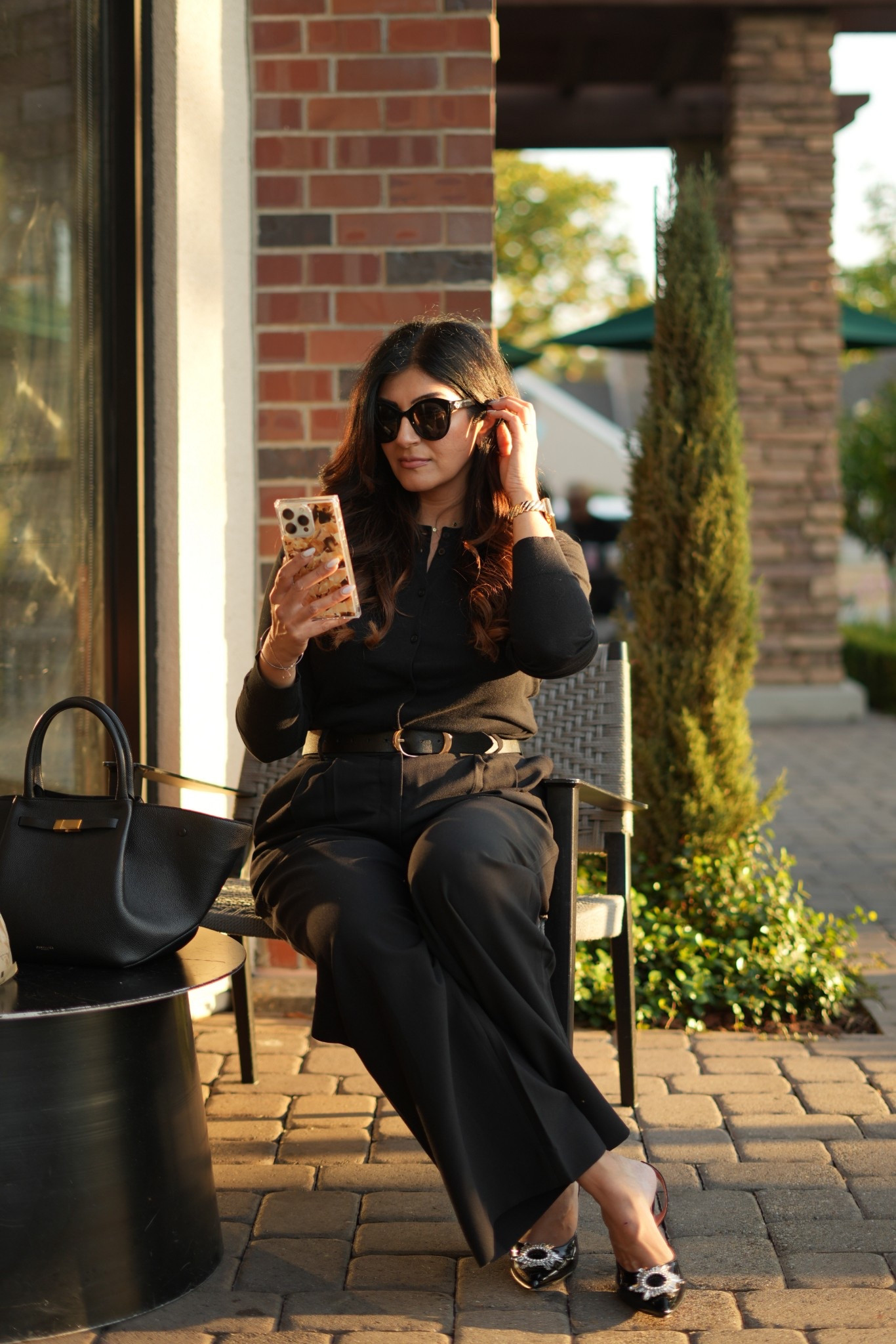 A classic workwear look - all black! This cardigan sweater paired with my favorite work pants is so classic and chic for fall workwear. Here in black but I’m sure all brown would look good too! 

Workwear / fall office looks / corporate outfits / business casual / Jcrew / Abercrombie & Fitch 

#LTKStyleTip #LTKMidsize #LTKWorkwear
