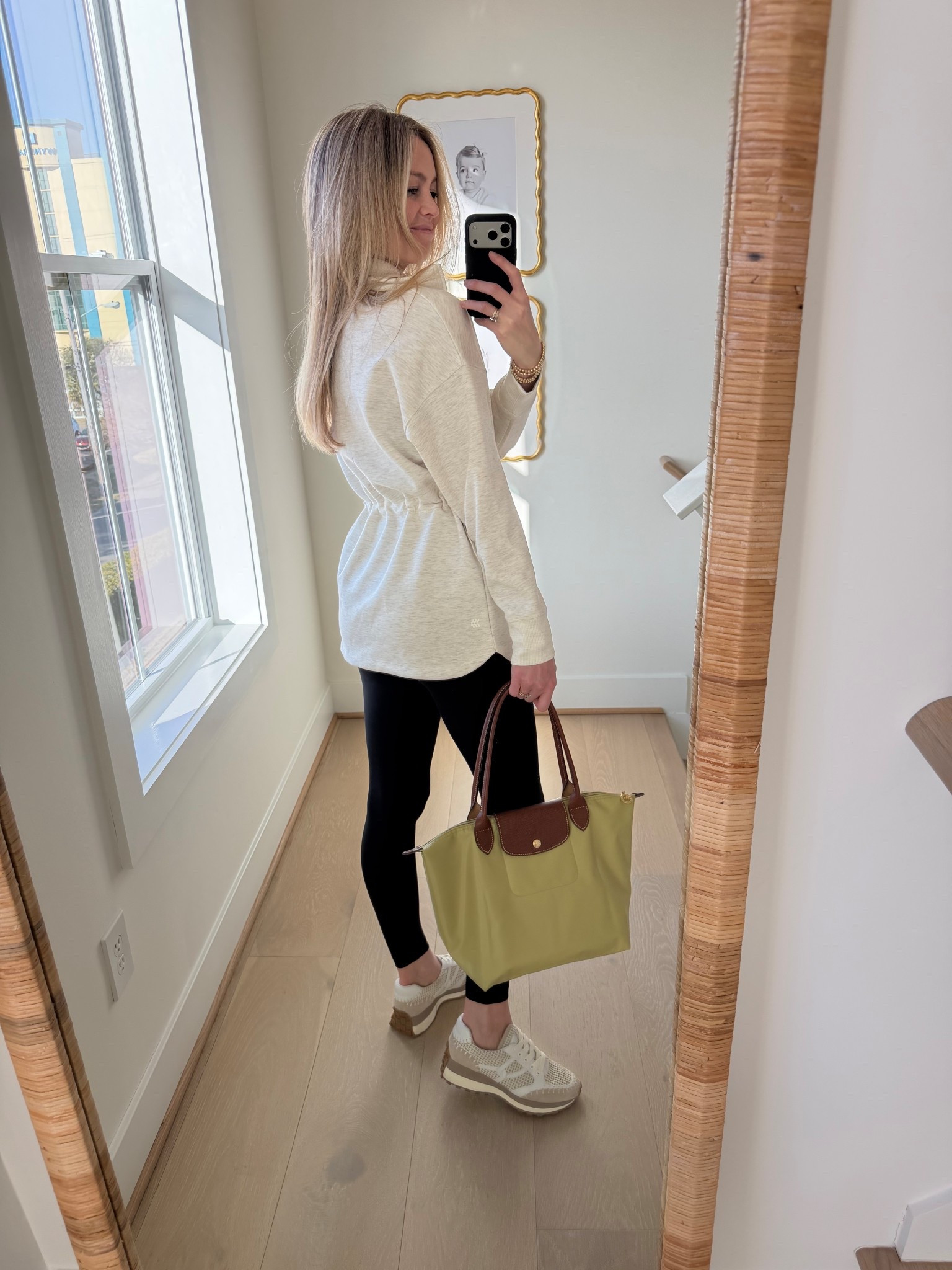 This zip covers the bum and is super flattering with the cinched waist! 

#LTKActive #LTKootd #LTKdayinmylife