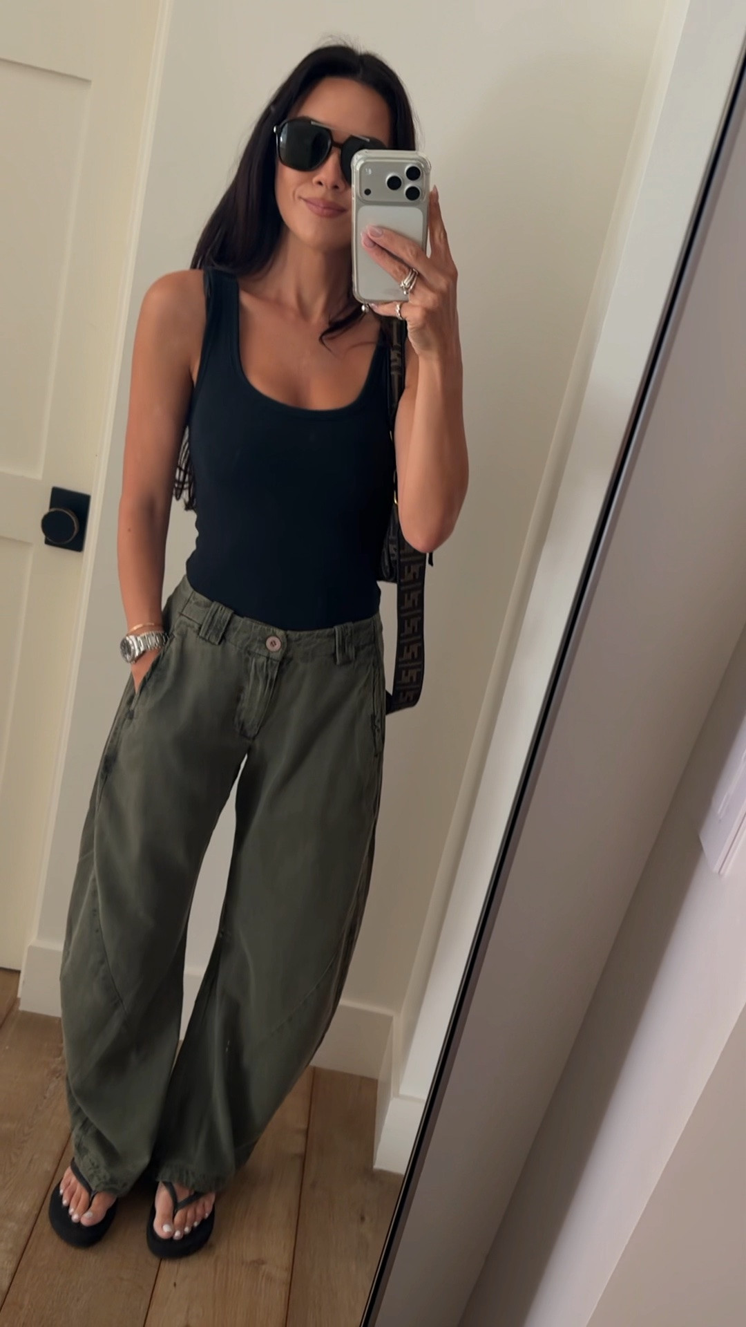 I’m obsessed with these pants. They’re so comfy also eyeing them in white as well.

#LTKmomlife #LTKgrwm #LTKootd