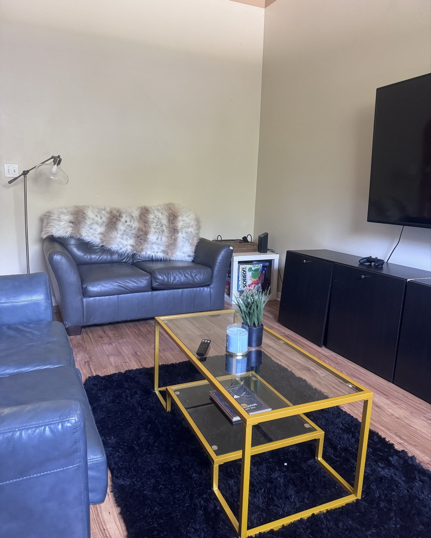 CHAPTER 1: My newest project is the living room. My goal is to create pockets of peace with pieces that are affordable. I found everything on Amazon for UNDER $100. A gold accent is everything to me. Can’t wait for the next chapter  to the room ✨

#LTKStyleTip #LTKFindsUnder100 #LTKHome