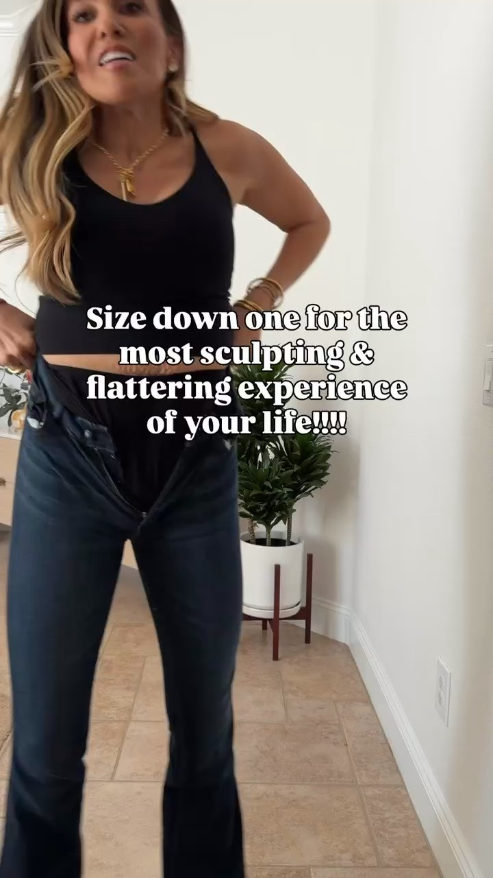 Fupa erasing jeans! I size down one for the ultimate sculpt.

Ash sizes:
Height: 5’6”
Weight: 140lbs
Tops size: small
Pants: 28, I got 27 in these

#LTKmomlife #LTKselfcare