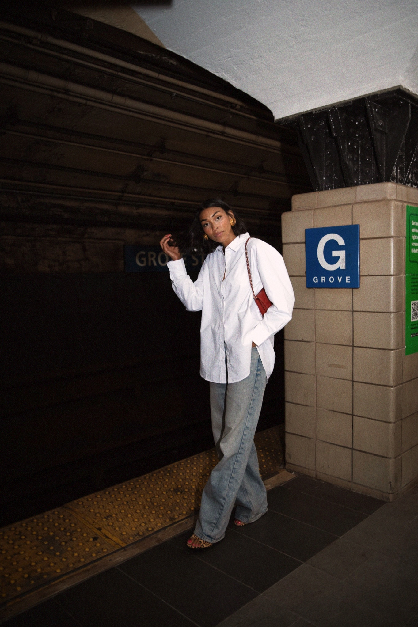 Spring outfit, jeans outfit, dinner in city, heels 

#LTKshoecrush #LTKfindsunder100 #LTKover40