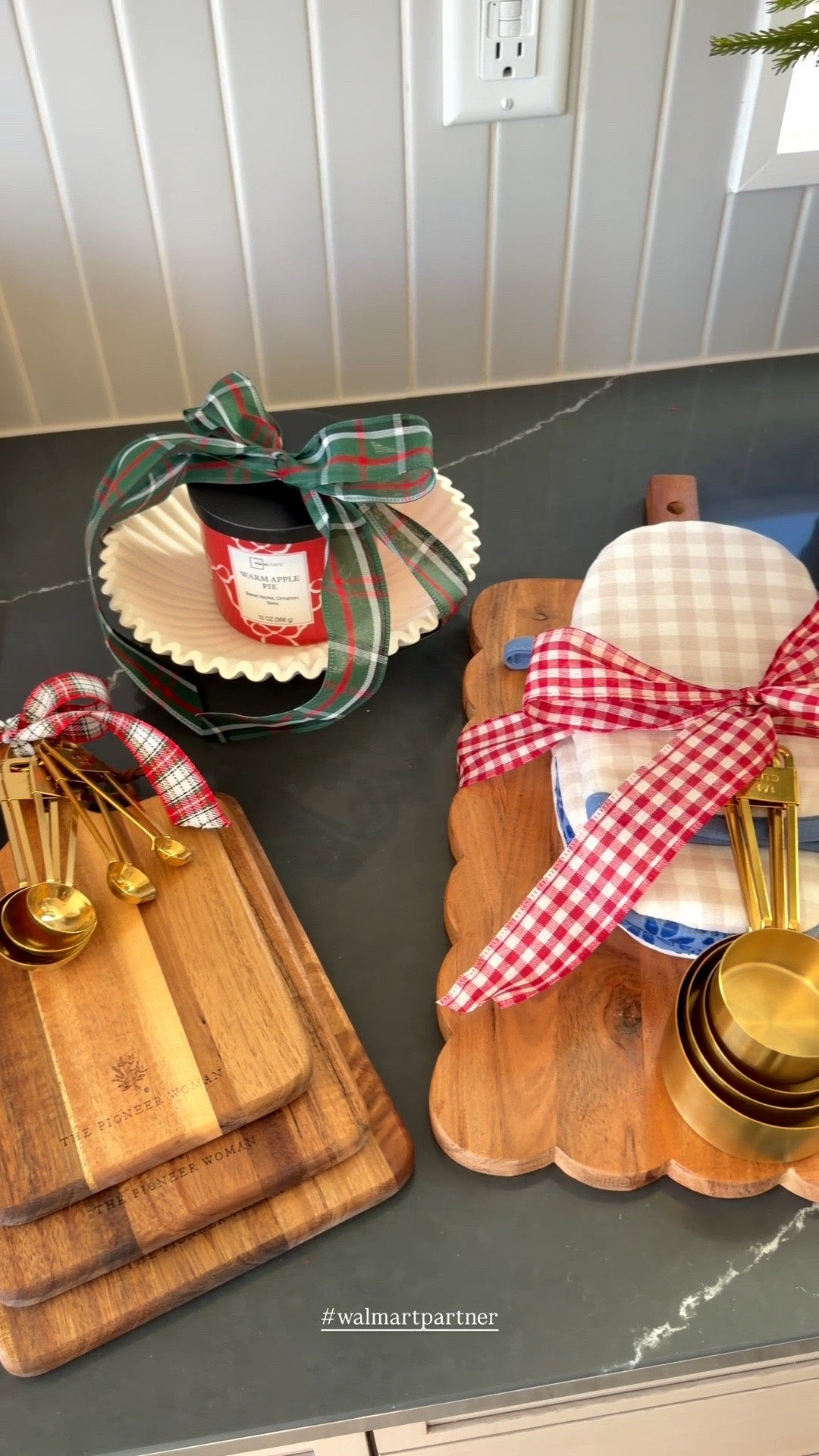 Need a quick + easy gift idea? I got you! I found all these great gifts on @Walmart. The best smelling candles to cozy throws, you can find it all! #WalmartPartner #walmart


#LTKHoliday #LTKGiftGuide #LTKFindsUnder50