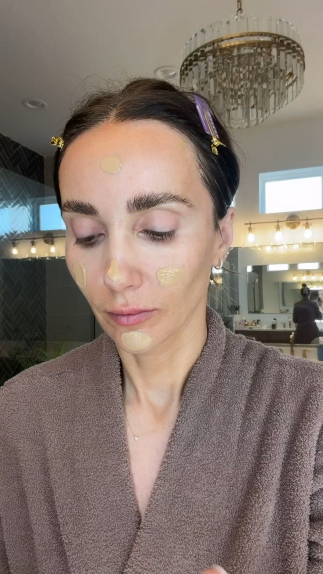 New Estée Lauder foundation in jar in shade 4n1, makeup over 40, the best foundation, annabrstyle

#LTKBeauty #LTKOver40