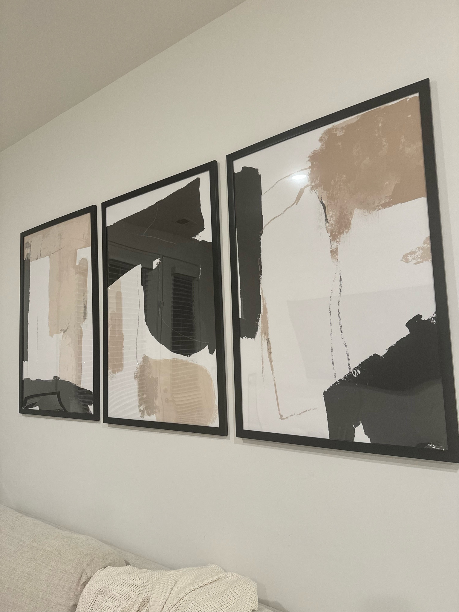 These piece made it so easy to take my space from basic to bougie 🖼️ . I love how beautiful yet simple they are! 

#LTKSaleAlert #LTKHome