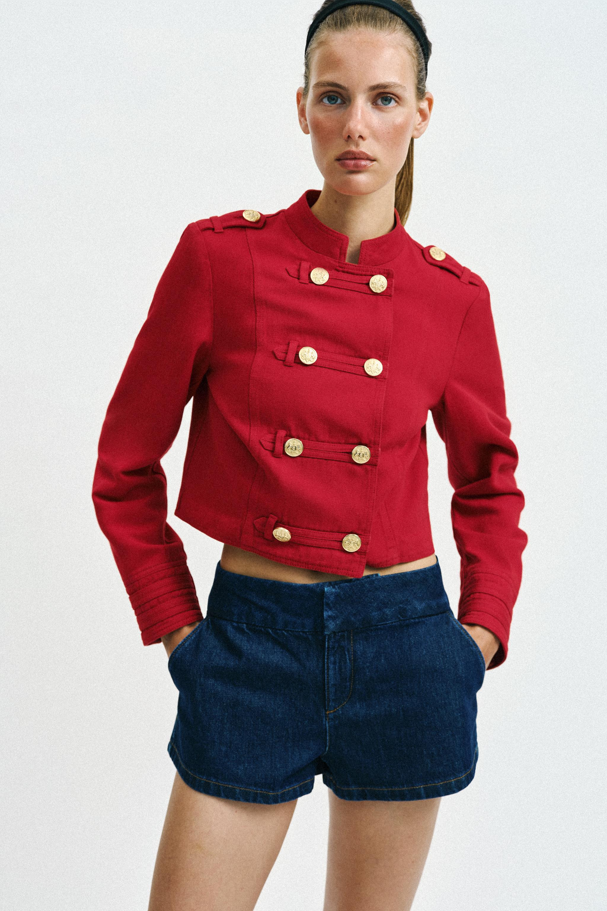 BUTTONED FITTED JACKET | Zara US