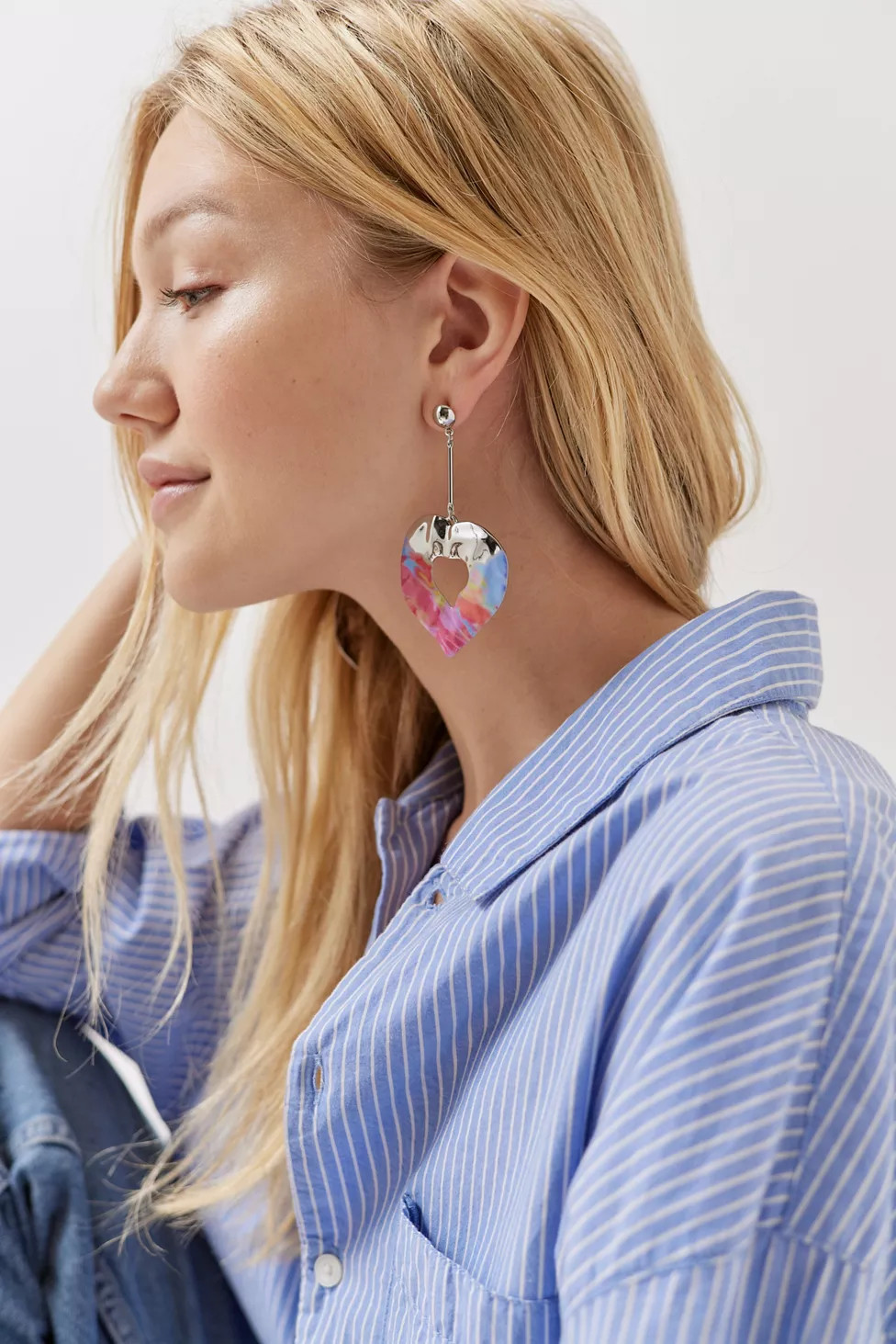 Stella Heart Drop Earring | Urban Outfitters (US and RoW)