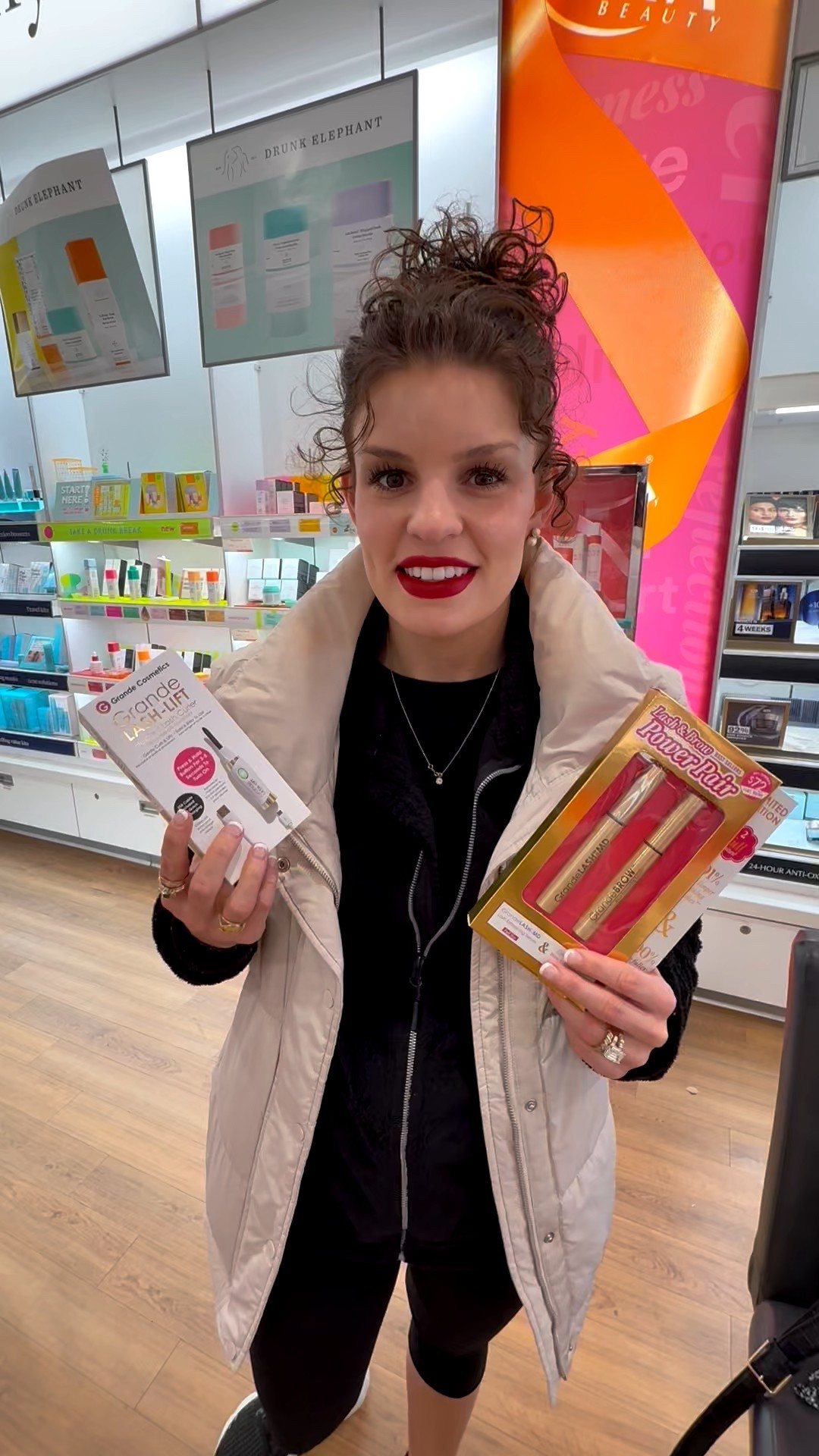 Some gifts are fabulous… and some are not so fabulous. If you’re looking for a Christmas gift that truly delivers, Grande Lash Serum is the real deal—longer, fuller lashes without the fuss. But their heated lash curlers? Not my favorite. If you want a beauty gift that actually works, stick with the serum!
Searching for more elegant Christmas gift ideas? We’re sharing all our favorites inside our Elegant Community!


#ChristmasGiftIdeas #HolidayGiftGuide #GrandeLashSerum  #ElegantLivingStyle

#LTKBeauty #LTKHoliday #LTKGiftGuide