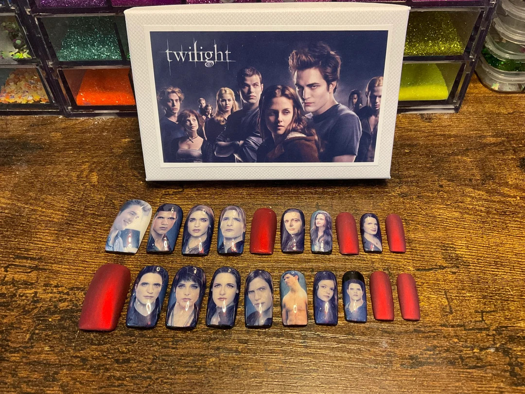 Full set of acrylic nails….. (Inspired) TWILIGHT …..any shape and length | Etsy (US)