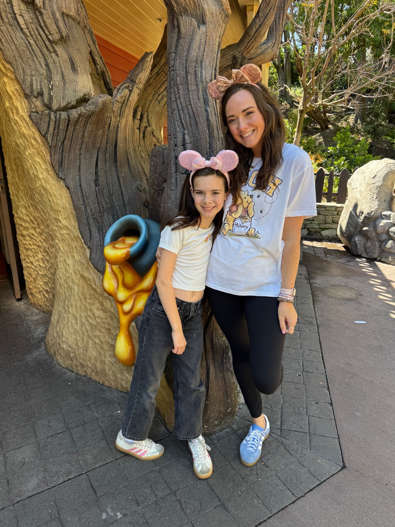 Disney outfits, Winnie the Pooh style. 🍯 ❤️ 

#LTKdayinmylife #LTKSaleAlert #LTKmomlife