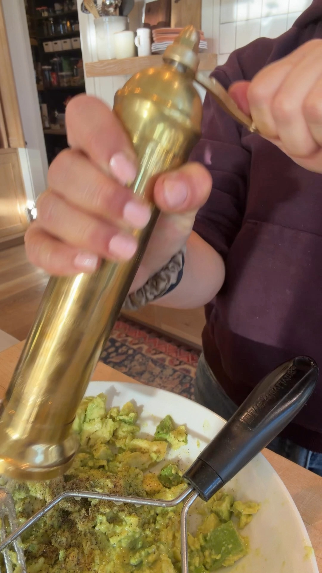 My kitchen is dirty and my nails are chipped. But my salt and pepper mills? 😍 10/10

Whipping up a quick 🥑 mash with salt, pepper and a squeeze of lime is my favorite way to upgrade weekly tacos. It even works when the avocados aren’t quiiiiite ready yet!

#dinnerideas #kitchenstyling 

#LTKdayinmylife #LTKfoodie #LTKHome