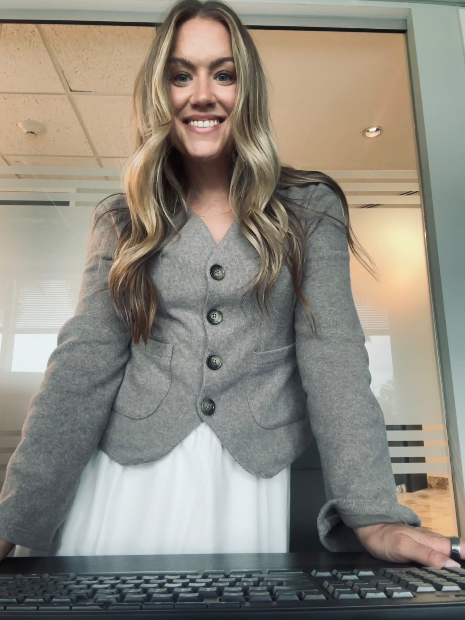 meet me in the office #corporategirlie #businessattire 

#LTKStyleTip #LTKFindsUnder100 #LTKWorkwear