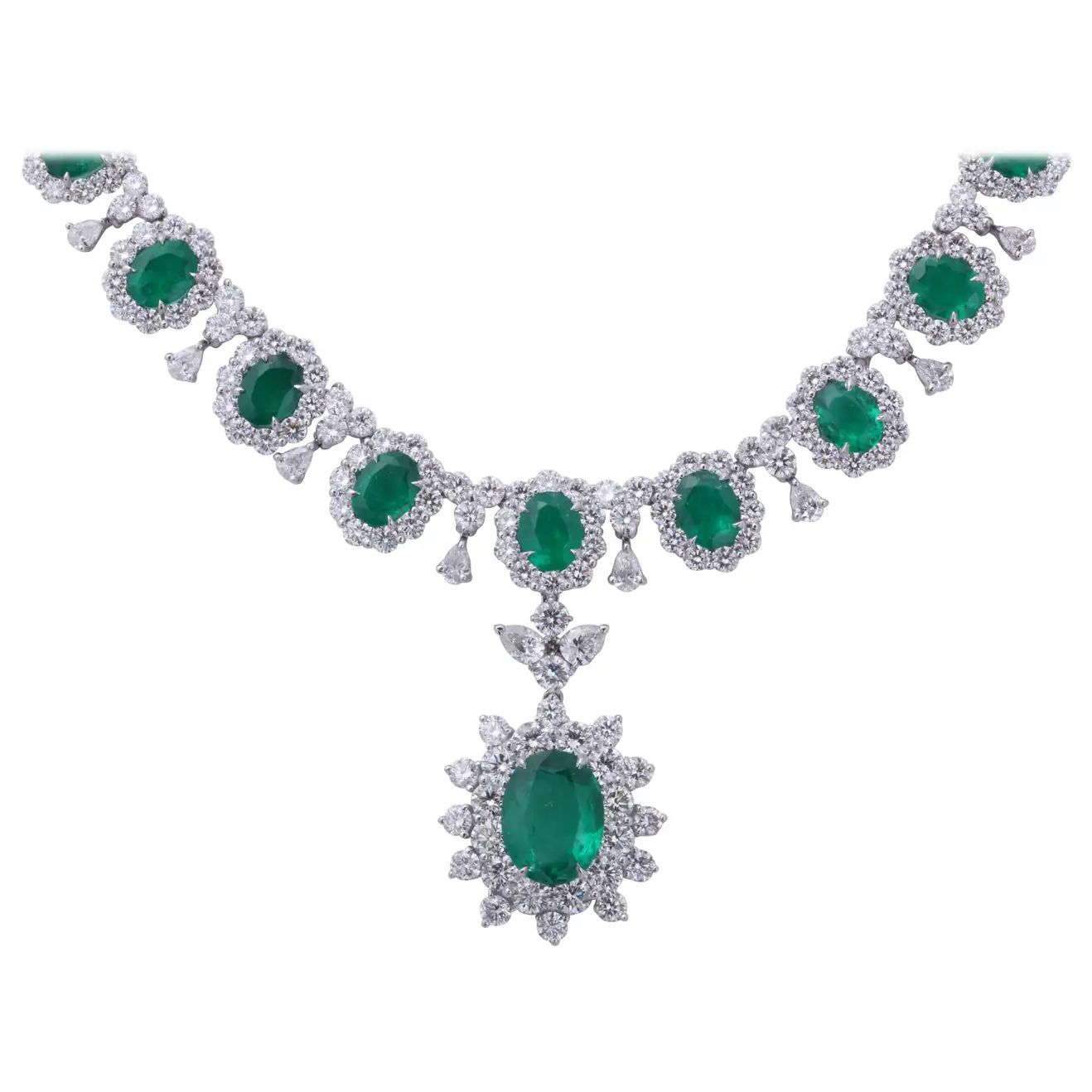 Emerald and Diamond Necklace | 1stDibs