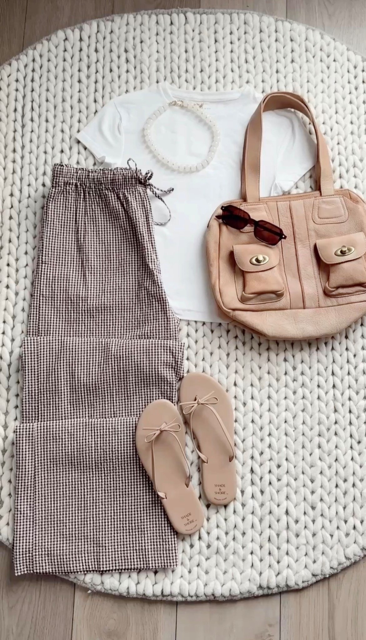 🤍 Target viral Aritzia inspired pants 👀🤎🤍 Get them for $35 vs $138 🙌🏼🫢

#LTKWorkwear #LTKgrwm #LTKmomlife