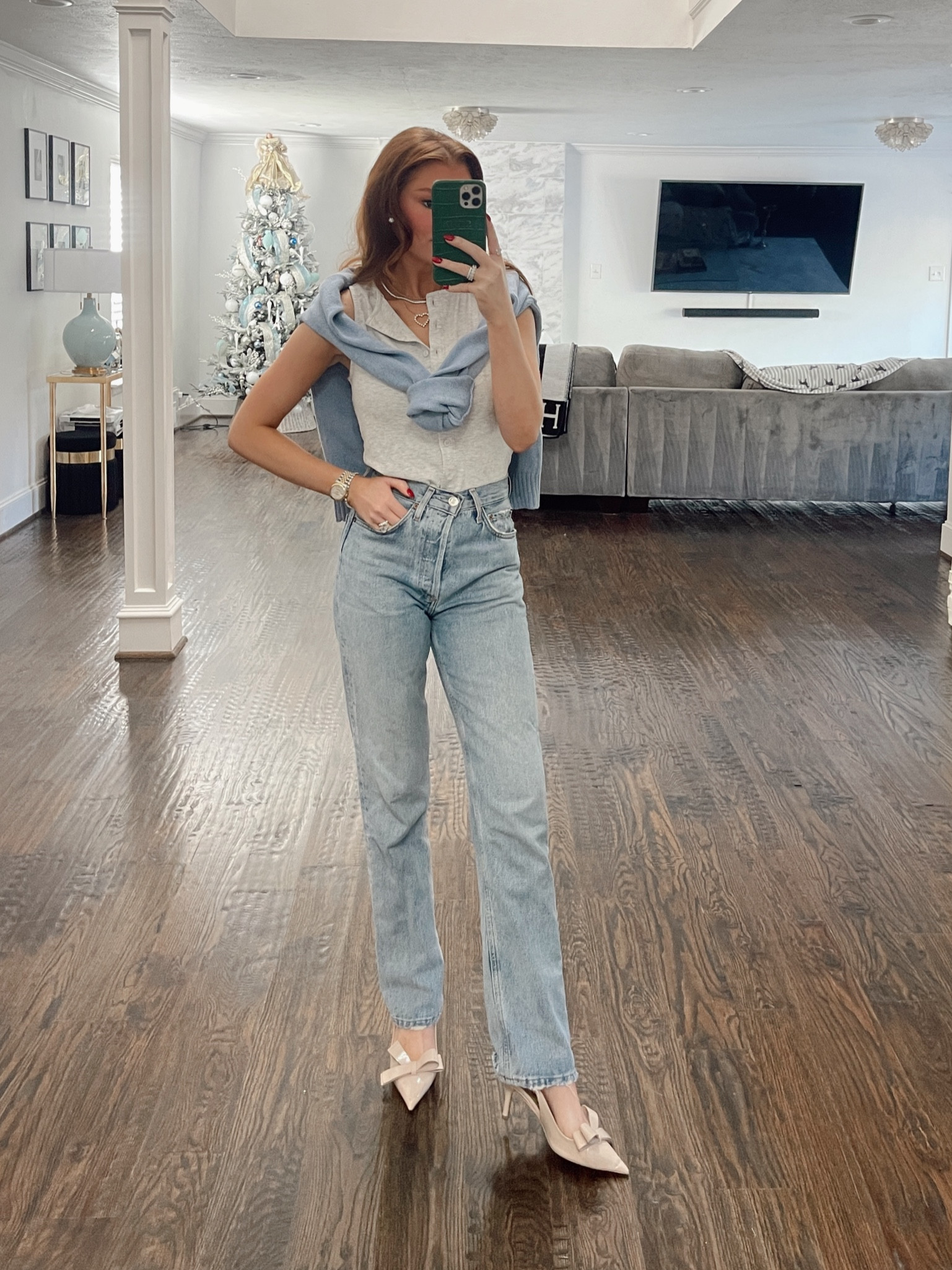 Thursday outfit of the day 🤍✨

#LTKStyleTip #LTKHoliday #LTKFindsUnder100