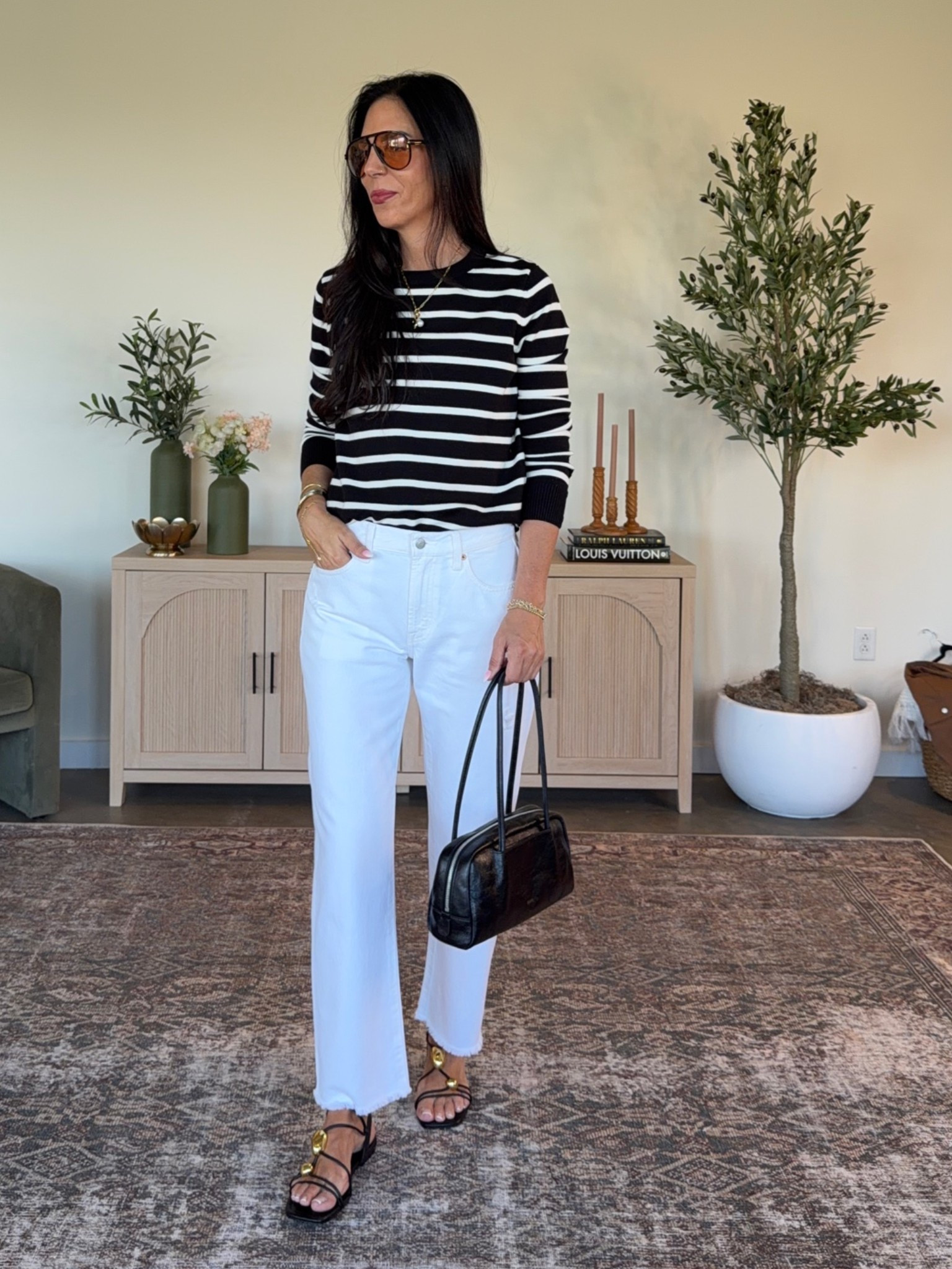 This amazing set is stunning!  
Wearing a small- perfect to mix and match 
These @DSW sandals pair so well with so many summer styles 
Very tts
Denim- size 26 

#LTKU #LTKootd #LTKOver40