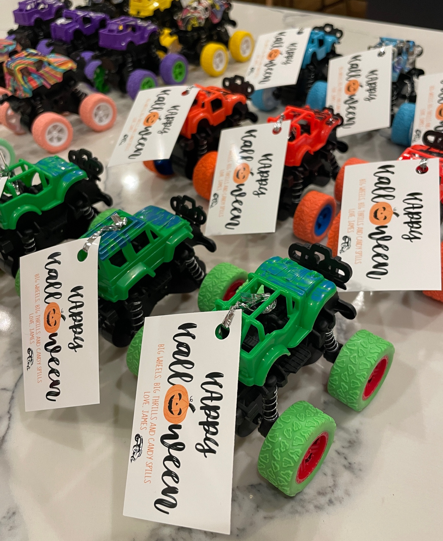 BIG WHEELS. BIG THRILLS AND CANDY SPILLS!

Happy Halloween! 
Twist a Halloween message on the truck and let the kiddos burn off some of that Halloween excitement. 