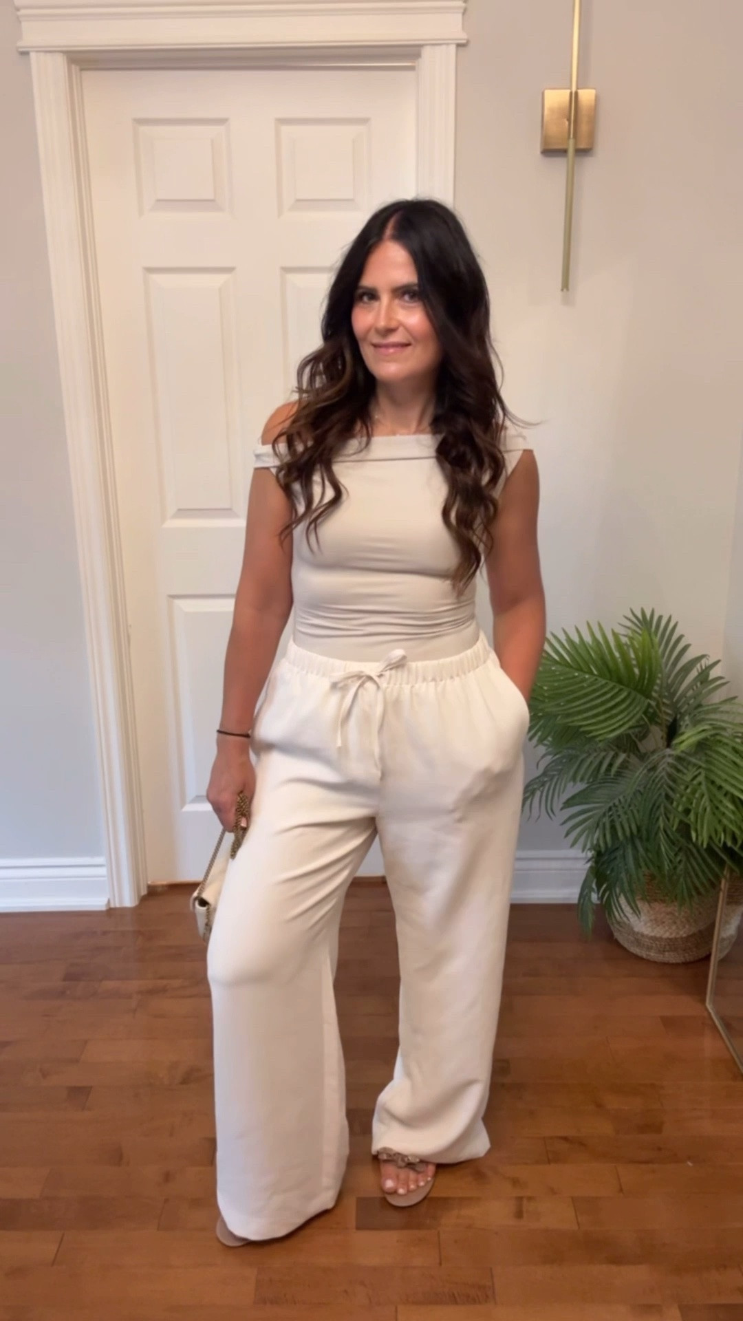 POV: you’re a teacher mom and after 10 months of school clothes, report cards, and sports sidelines… you suddenly have somewhere to go. 😂

So I put together a few summer outfits that make me feel comfortable, put together, and like myself again.

Now help me out…

Which one are you choosing? 👇

1️⃣ 2️⃣ 3️⃣ 4️⃣ 5️⃣ 6️⃣

#LTKsummer #LTKstyletip #LTKcanada