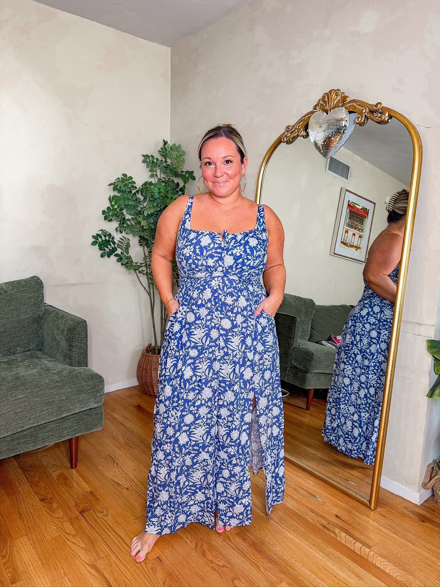 This dress is so pretty for Summer🫶

Wearing an XL!!



Summer outfits, maxi dress, floral, petite, mid size, seasonal, shelli enright, stylenright

#LTKootd #LTKSeasonal #LTKMidsize