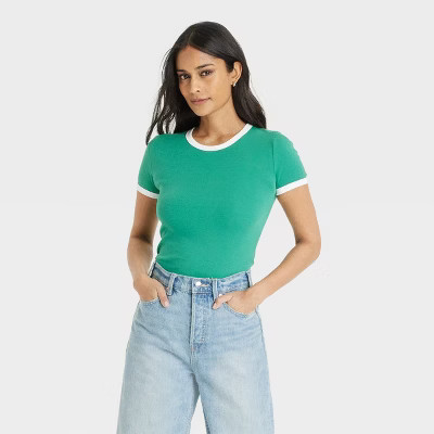 Women's Short Sleeve T-Shirt - Universal Thread™ | Target