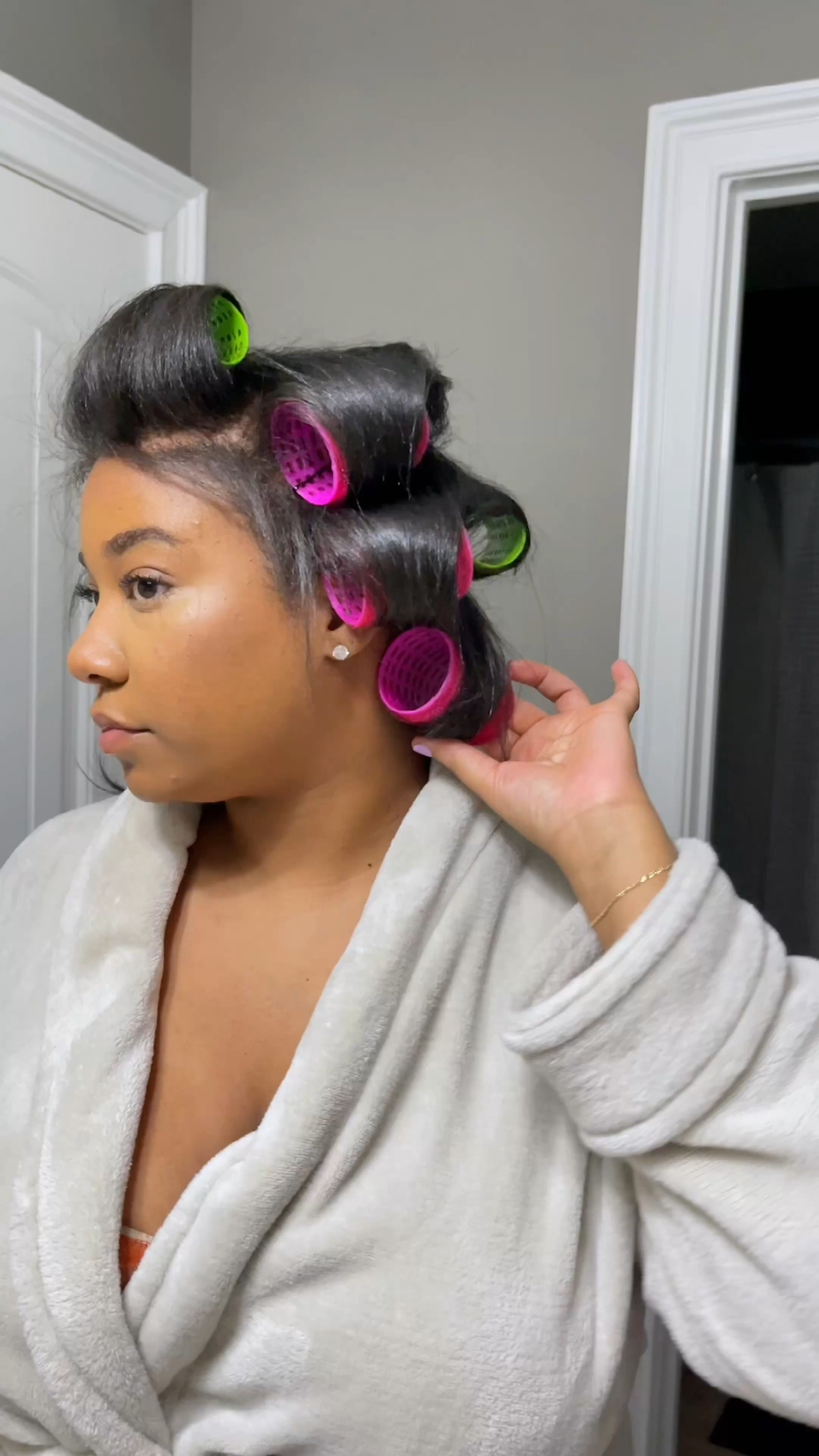 Thinking about my last silk press and how these velcro rollers were an absolute game-changer! 😍 They gave my hair the perfect volume and bounce without overdoing the curl—just what I needed for a flawless, sleek look! 🙌🏾 If you’re looking for the best silk press products to achieve salon-quality results at home, I’ve linked everything I used in my bio. ✨ Whether you're trying to get that silky straight finish or add some extra body, these products are a must! 💕 What are your go-to natural hair silk press essentials? Drop them below! ⬇️

#SilkPress #NaturalHairCare #VelcroRollers #HairCareRoutine #SilkPressGoals #HealthyHairJourney #SleekHair #SilkPressProducts #HairStylingTips #FrizzFreeHair

#LTKBeauty #LTKFindsUnder50 #LTKSaleAlert