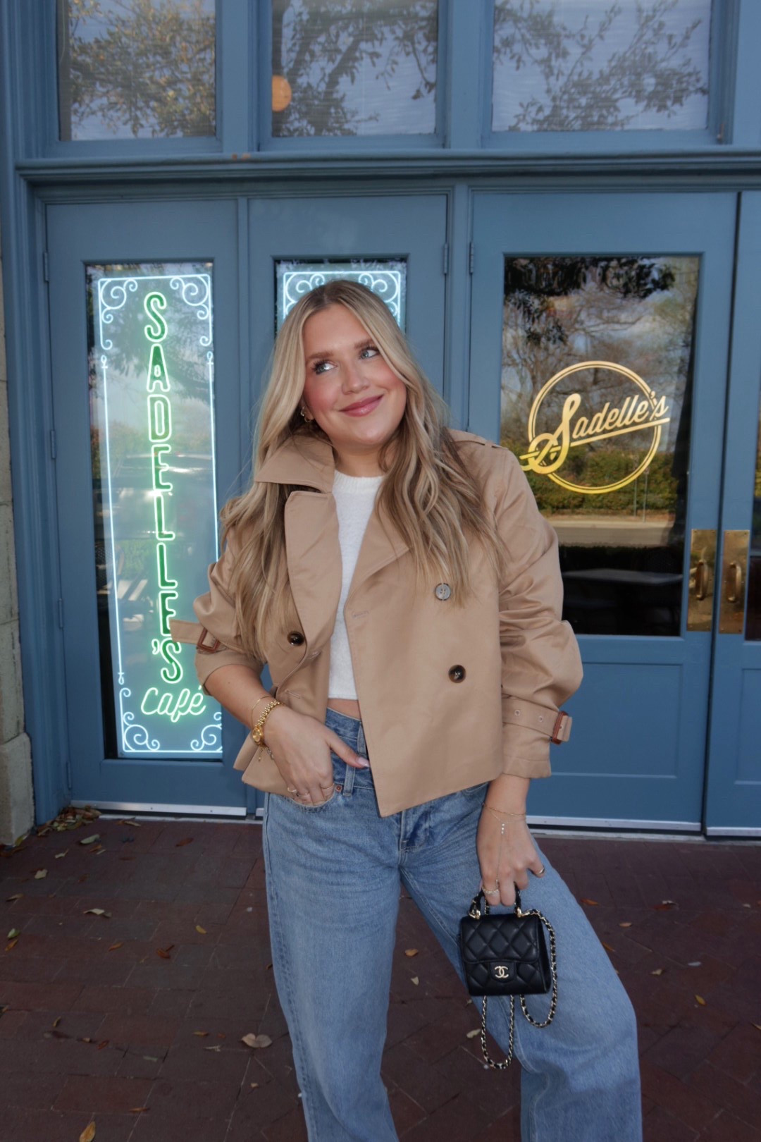 Showpo trench + Abercrombie jeans 

#LTKFindsUnder100 #LTKStyleTip #LTKFindsUnder50