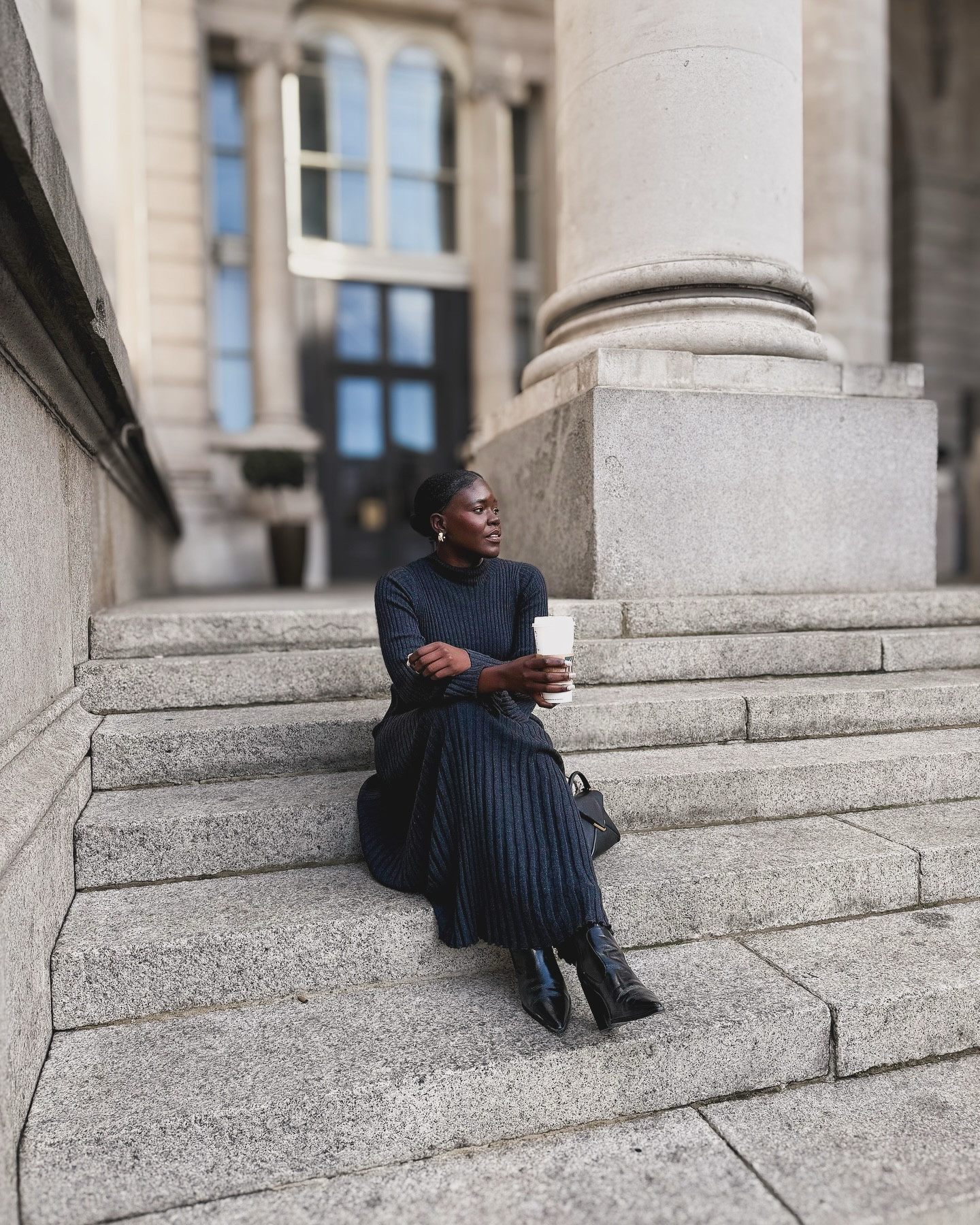 The most comfortable knit dress I could ever wear .
Dress @hushofficial #knitdresses #fw24trends #fallfashion2024

#LTKmodest #LTKautumn #LTKuk