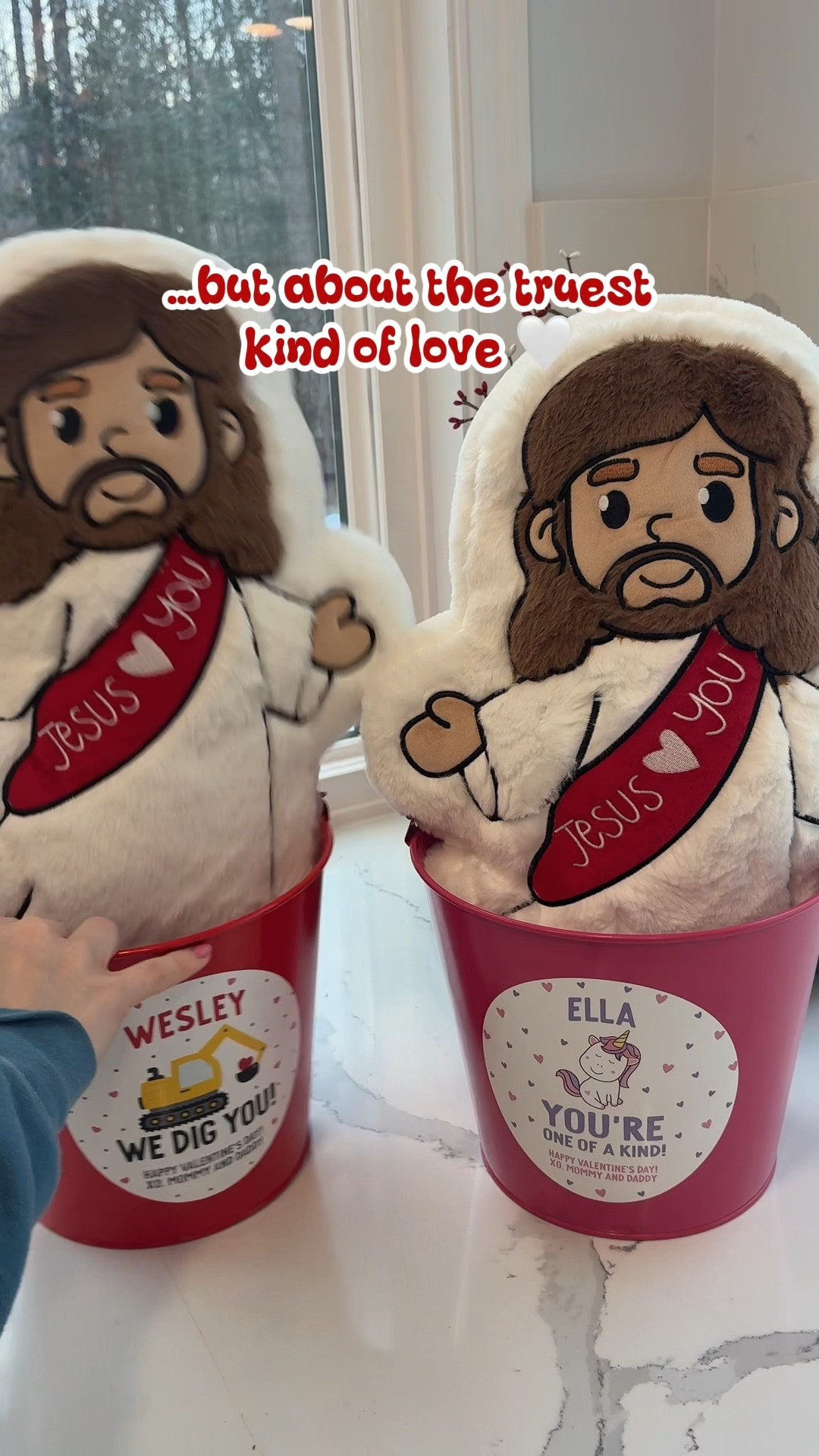 POV: You started a Valentine’s Day tradition last year…
and couldn’t wait to do it again 🥹✝️

Not just candy.
Not just baskets.
But a reminder I want my kids to hear over and over again:
Jesus loves you.



#LTKKids #LTKmomlife #LTKValentine