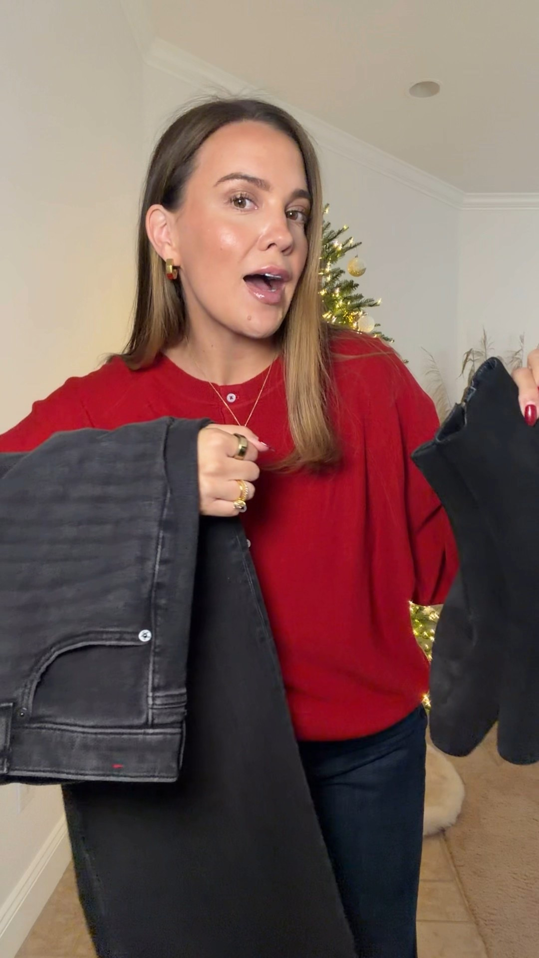 Why is it so hard to find a good pair of black jeans? Especially wide leg ones! Well I think I did it. AND they’re the perfect style to pair with my favorite boots! 

Drop the word JEANS below and I’ll send you all of the details! 

They go up to size 3X and are also available in petite and tall sizes! I’m in the medium and they are absolutely perfect! Plus, we have a discount code! First time customers use code ASHANDEMXSPANX 

#LTKStyleTip #LTKmomlife #LTKSeasonal