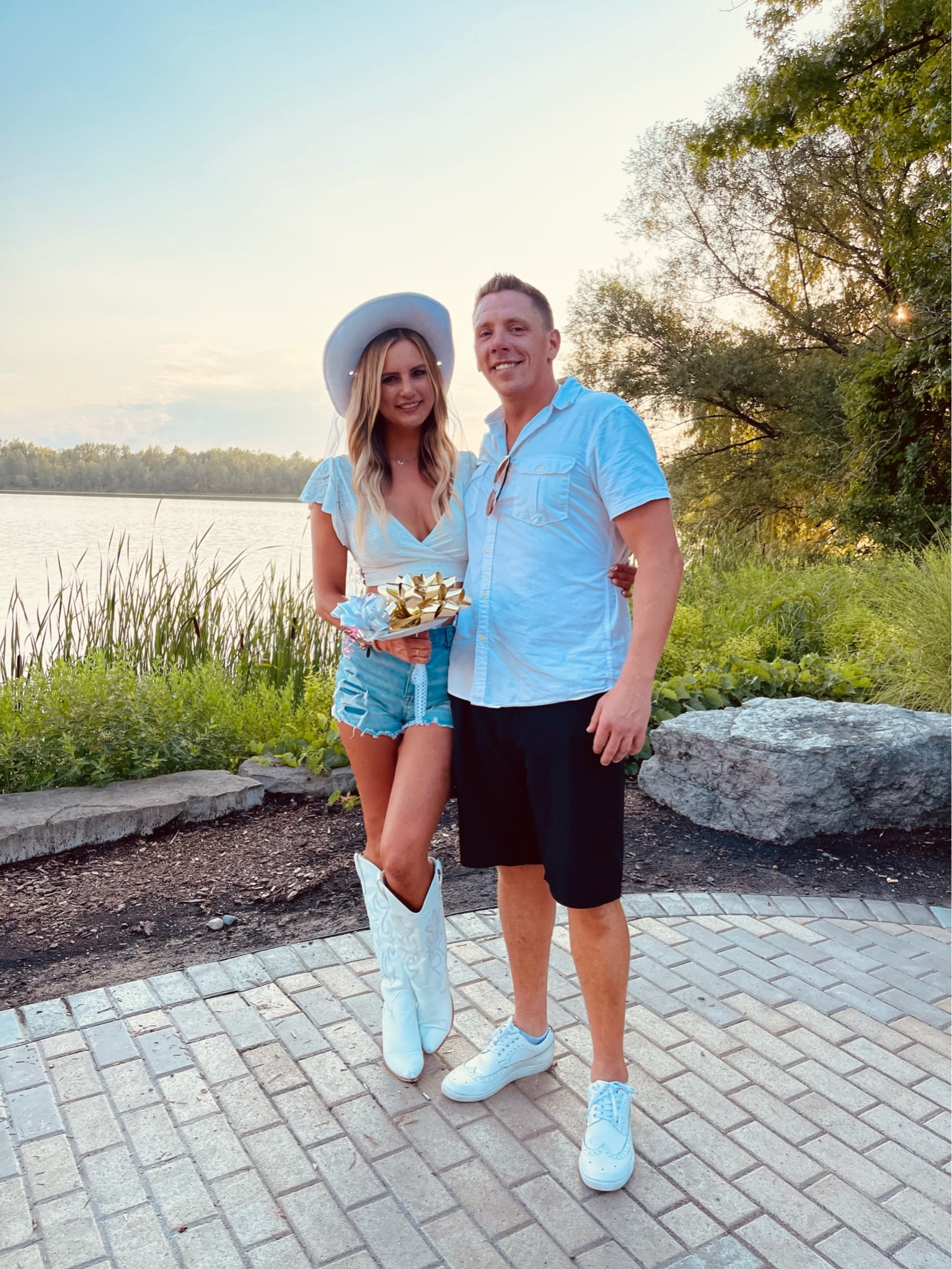 Rehearsal dinner outfit for the bride

#LTKStyleTip #LTKU #LTKWedding