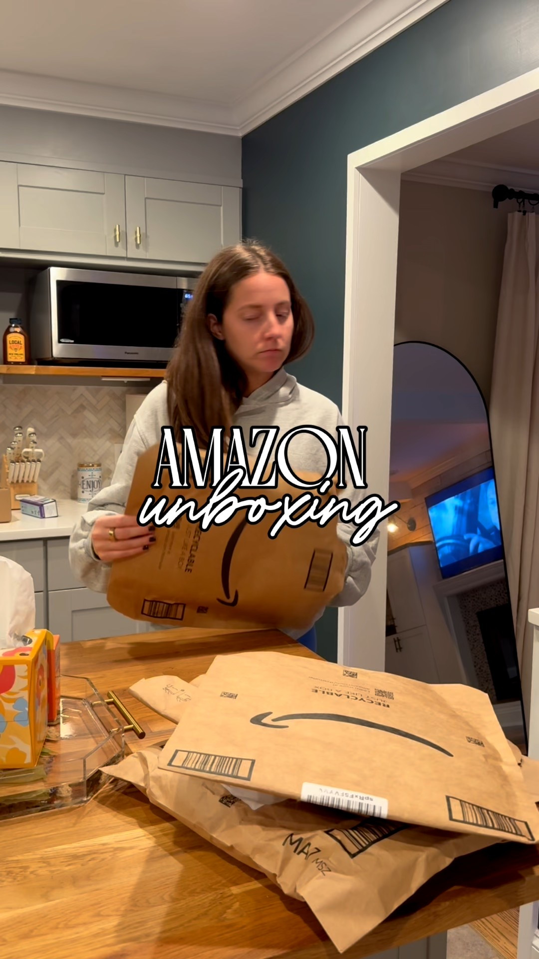 Quick little Amazon unboxing!! Will share a try on later this week! 

#LTKFindsUnder100 #LTKFindsUnder50 #LTKStyleTip