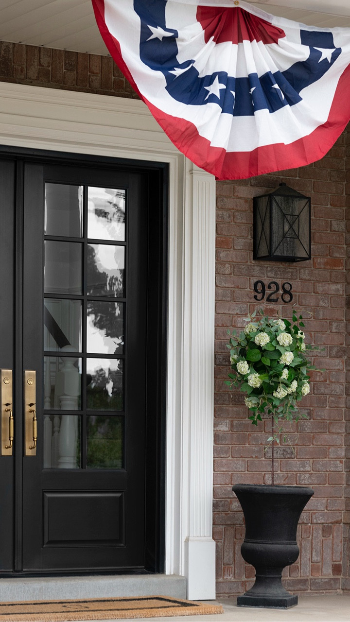 Fourth of July front porch... everything is linked!

#LTKHome #LTKSeasonal