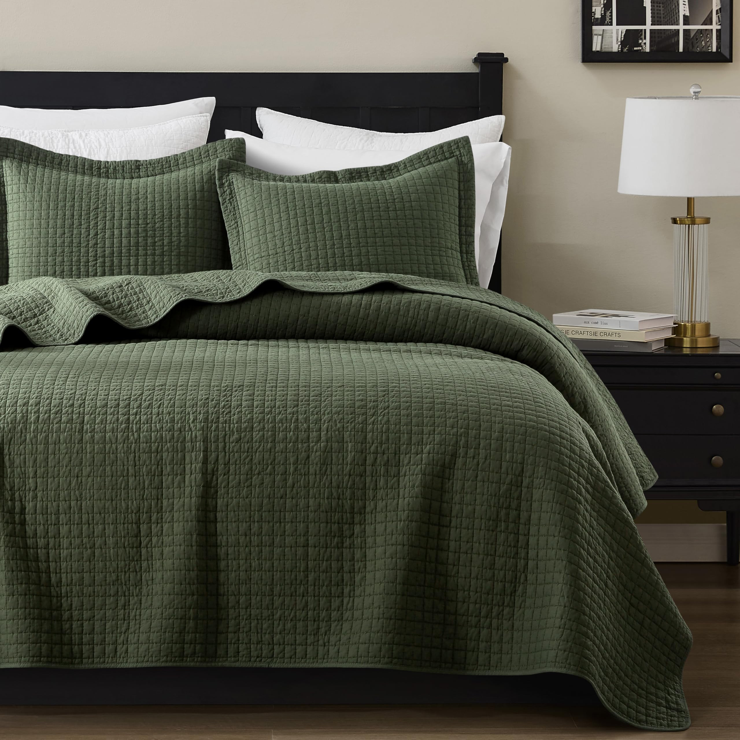 Amazon.com: WDCOZY 100% Cotton King Size Quilt Set - Olive Green Box Pick Stitch Soft Lightweight Bedspread, Textured Like Linen, Farmhouse Country Rustic Coverlet, Shabby Chic Gauze Bedding, 3 Pieces : Home & Kitchen | Amazon (US)