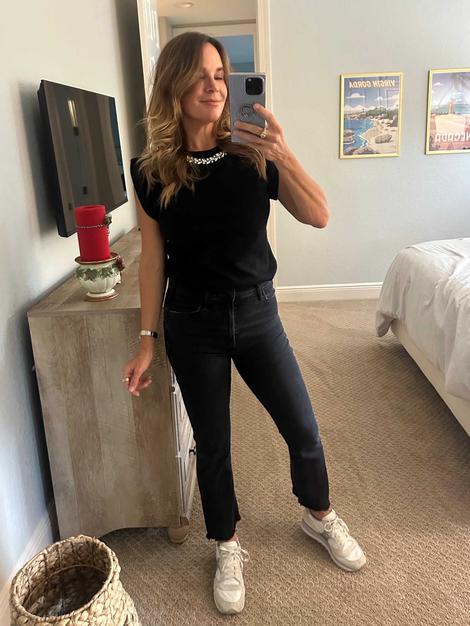 Love this embellished tee for the holidays! Can dress it up or down. Wearing a medium. 