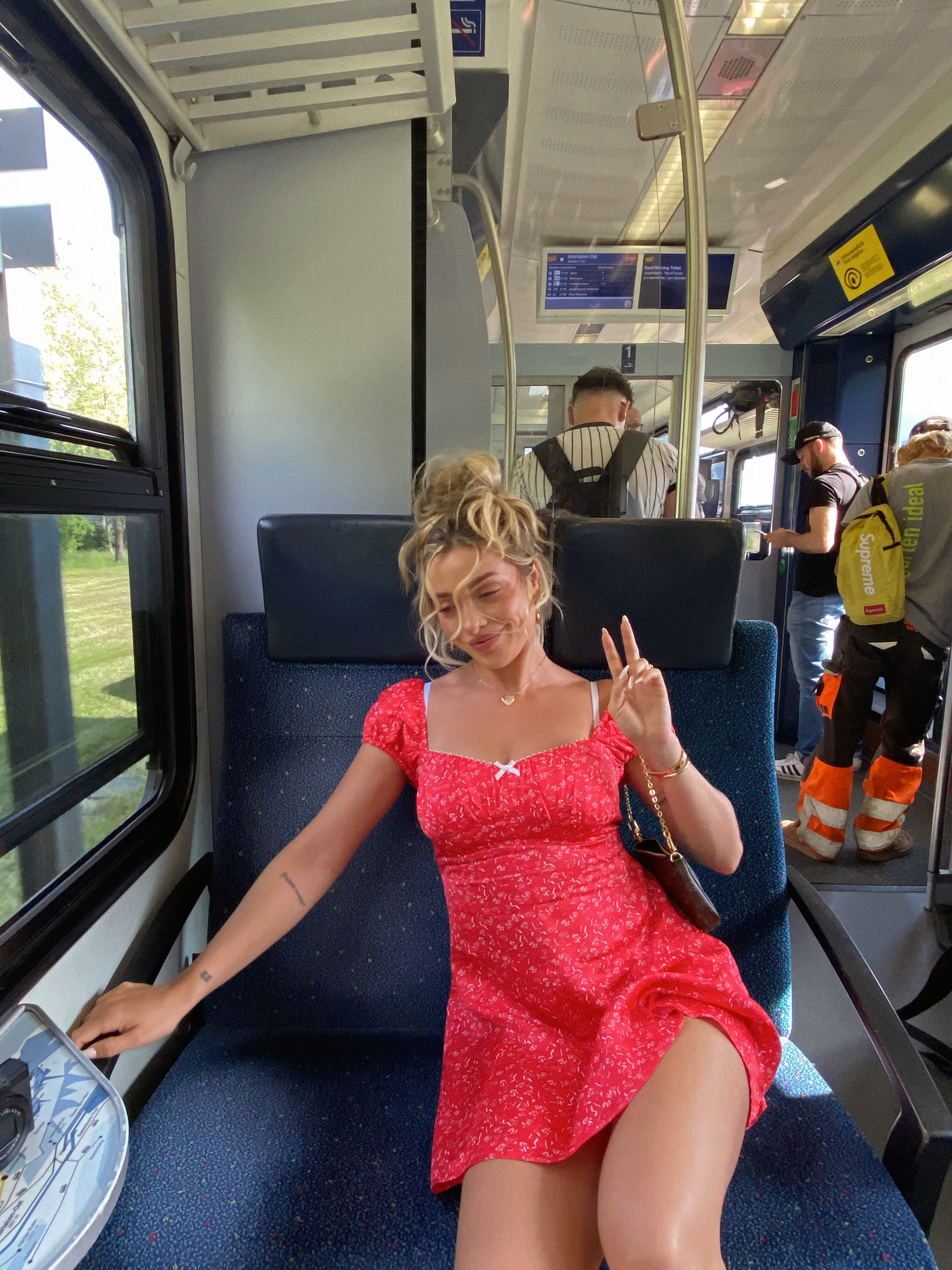 spring outfit idea 🌷🤍🧺 

 #LTKSpringSale #LTKootd #LTKSeasonal