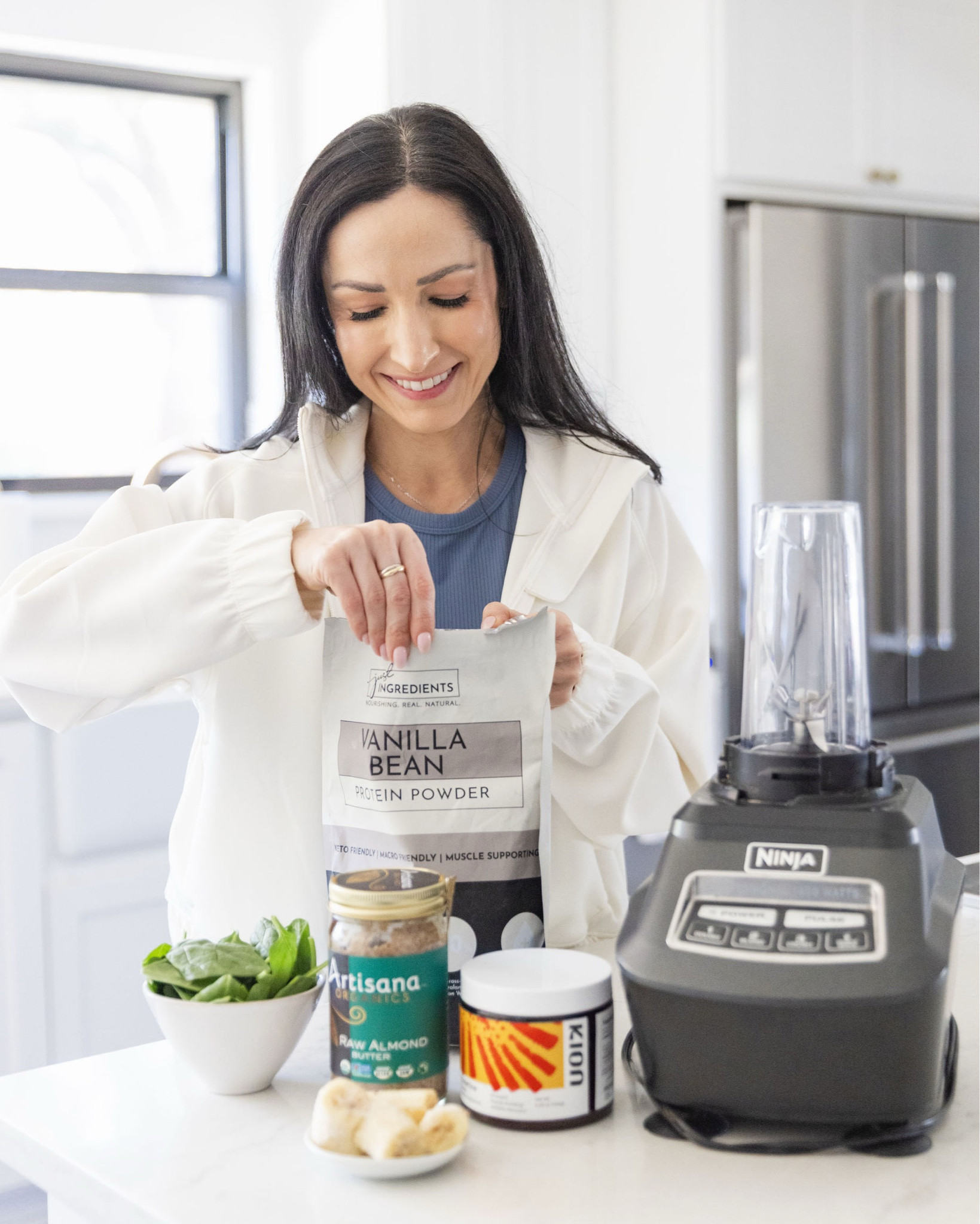 SAVE this smoothie recipe💚My favorite for post workout (or anytime) it’s a delicious way to hit your daily protein goals! I use extra ice/less liquid/frozen fruit/veg to make it a thick, milkshake-like consistency! 

👉🏼Comment SHOP for links to exact items (this ninja blender combo is amazing, had it for years and works like a champ!) 

Vanilla Almond Green Smoothie
1/2 c water or milk of choice
1 or 1/2 banana (frozen)
3-4 ice cubes
Frozen or handful fresh spinach 
1 scoop @justingredients vanilla protein powder (also love @sproutliving vanilla for a plant based option) 
1 tbsp almond butter (or other nut butter)
Generous sprinkle of cinnamon 
(Optional) 5g creatine monohydrate unflavored 

Blend till all ingredients are incorporated 

and also see my blog for more smoothie recipes! 


#LTKActive #LTKOver40 #LTKfitnessgoals