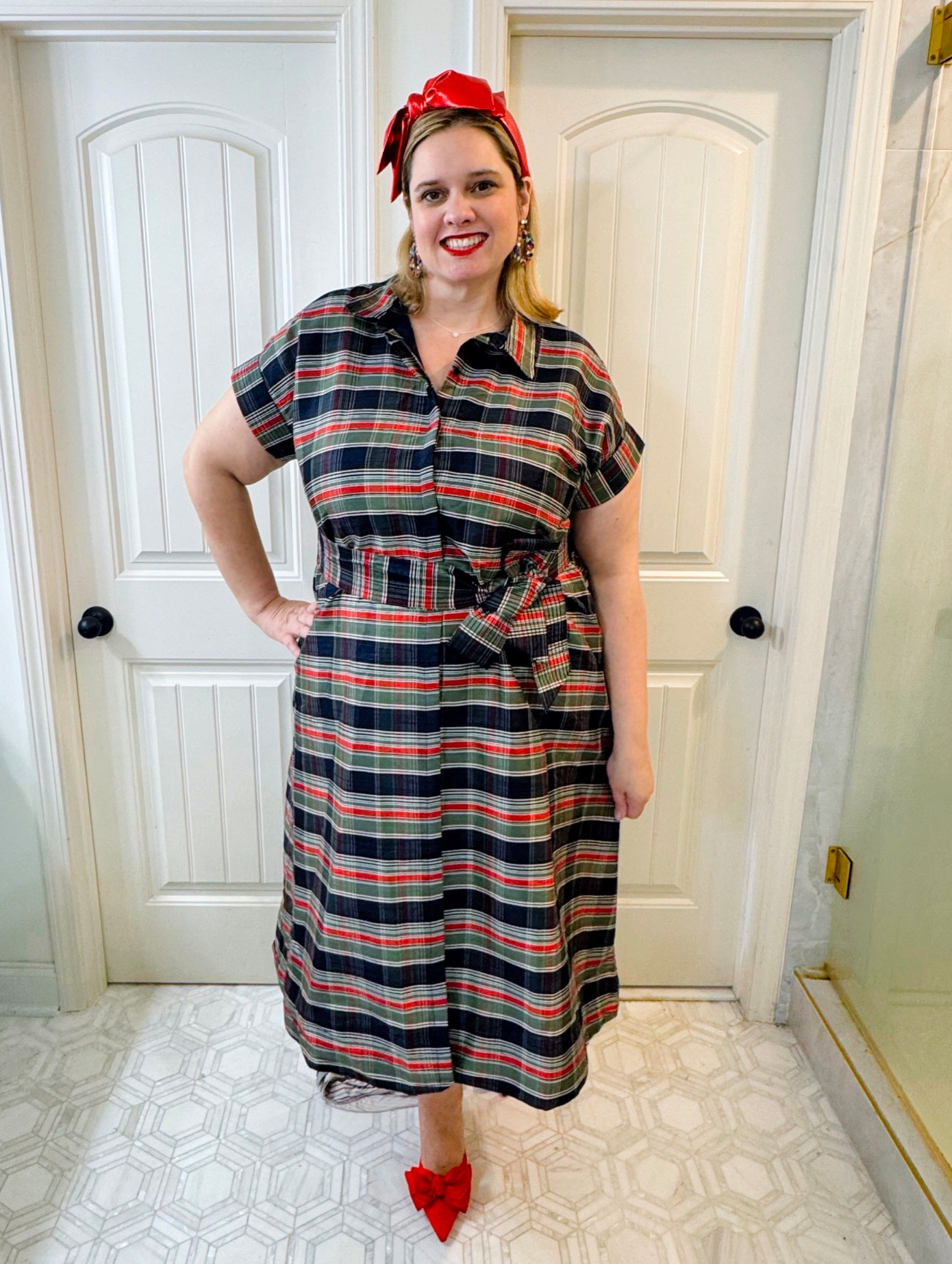If you’re looking for Ralph Lauren Christmas without the price tag you need this Crown & Ivy x Sewing Down South Navy Tartan dress. I am wearing an xxl 

#LTKMidsize #LTKHoliday #LTKSaleAlert